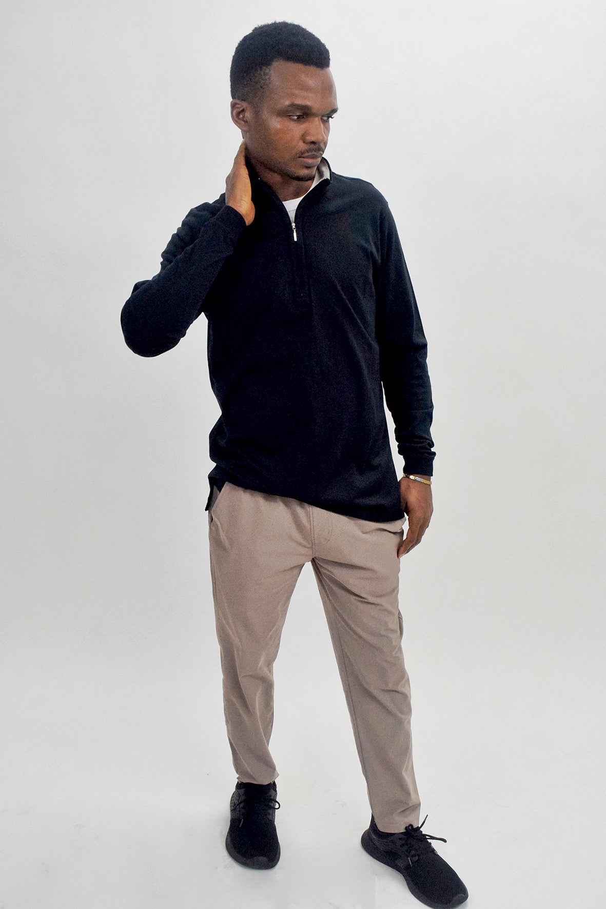 The RealReal,Left Coast Tee, Left Coast Tee Black Mock Neck Knit Quarter Zip Pullover, Black, Medium-42-TagM