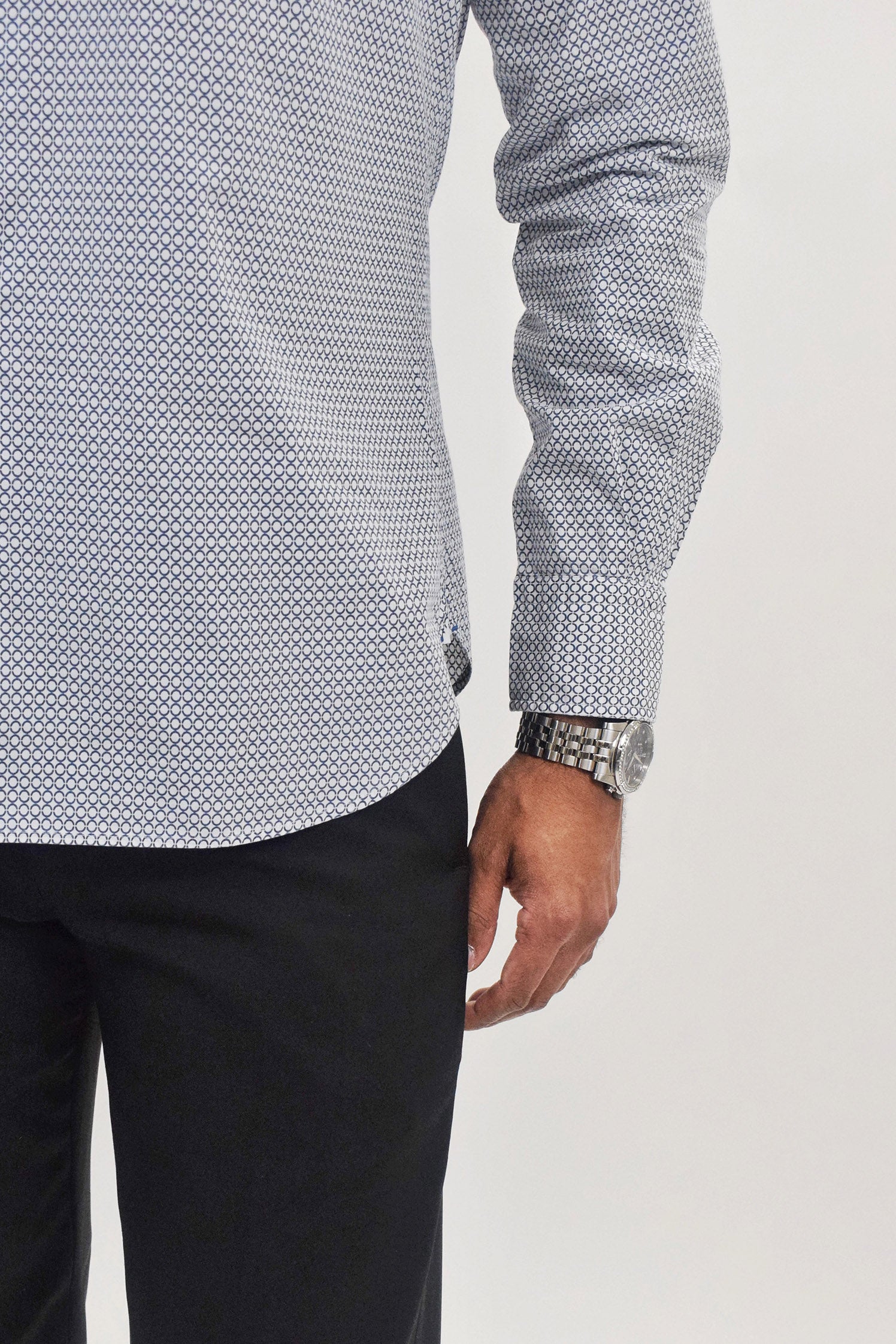 The RealReal,Beau Brummel, Beau Brummel Blue Geo Circle Print Slim Fit Button Up Shirt, Blue, Medium-42-TagM