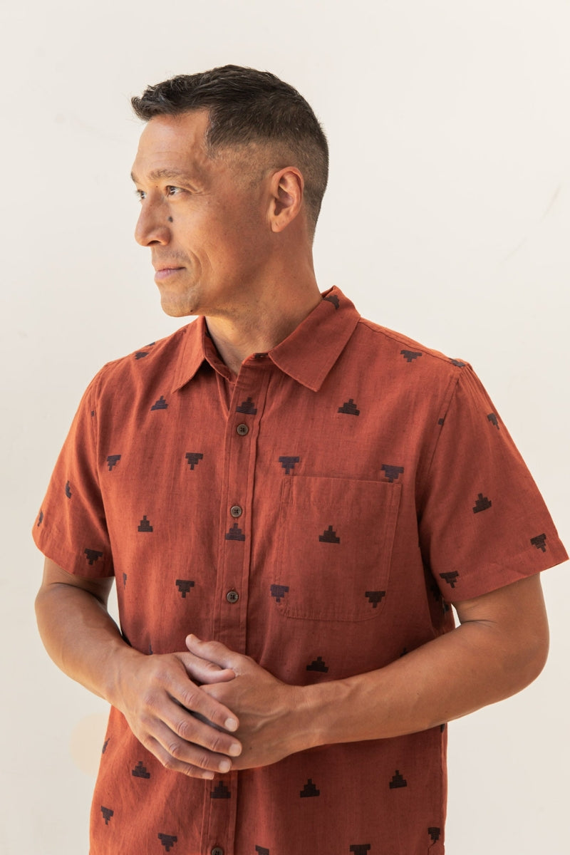 Faire,Bridge & Burn, Bridge & Burn  Rust Fil-Coupé  Pyramid Print Shirt, Red, Large-46-TagL