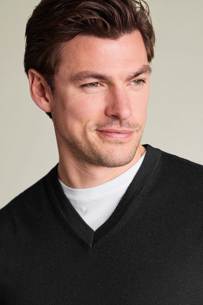 Wholesale,Charles Tyrwhitt, Charles Tyrwhitt Black Pure Merino Wool V-Neck Sweater, Black, Small-39-TagS