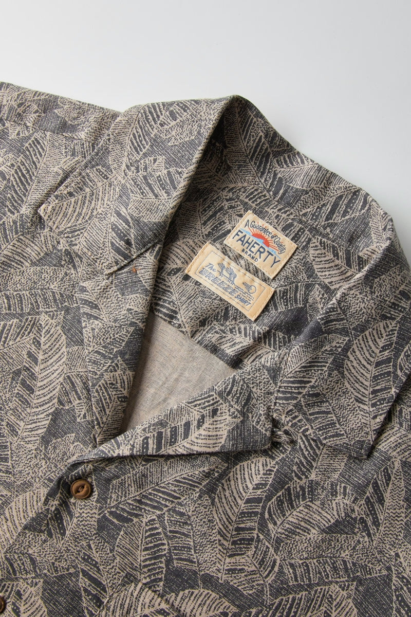 Wholesale,Faherty, Faherty Graphite Tropical Print Camp Shirt, Grey, Small-41-TagSMedium-43-TagMLarge-46-TagLExtra Large-49-TagXLExtra Extra Large-52-TagXXL