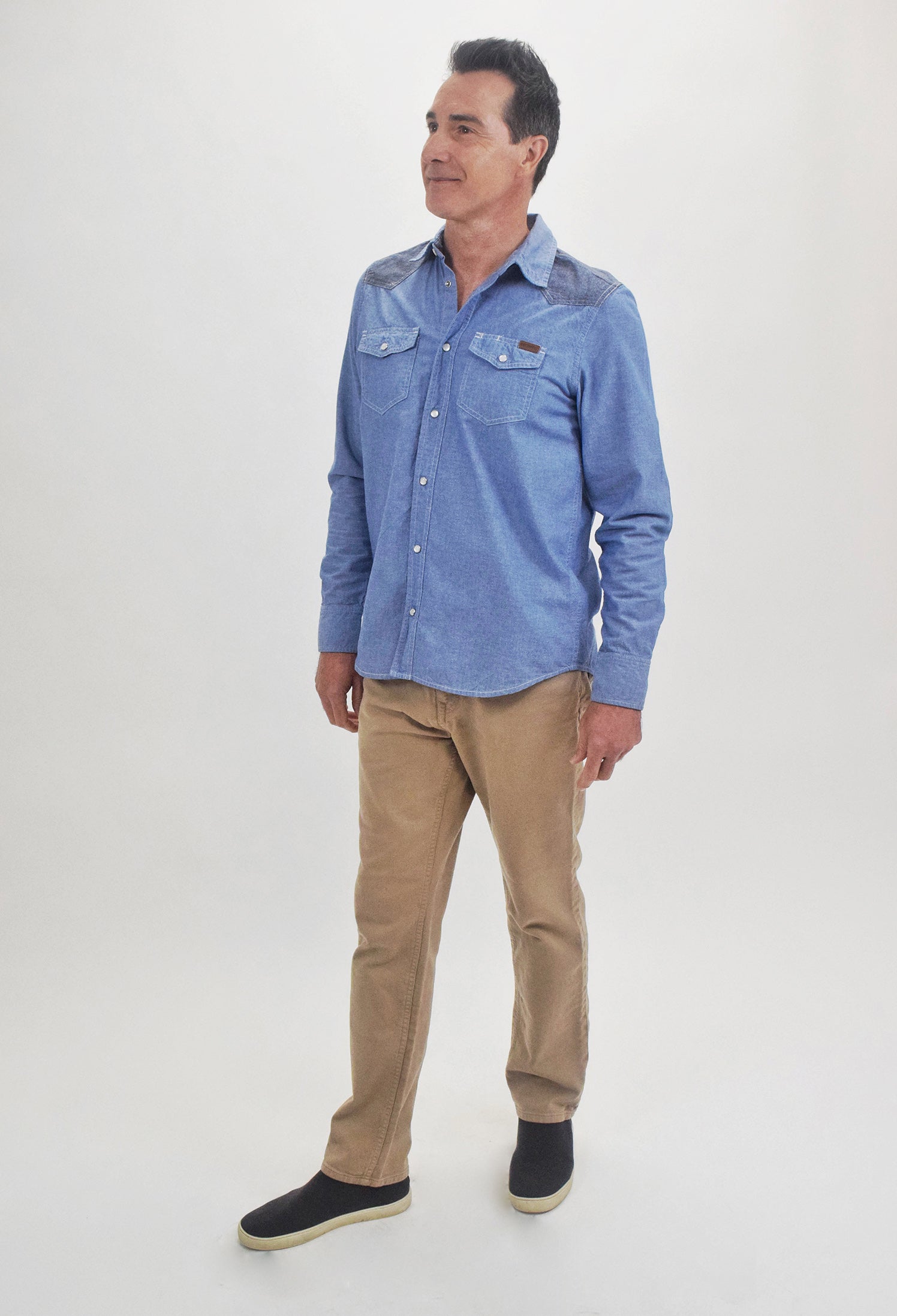 The RealReal,Carhartt, Carhartt Blue Long Sleeve Western Slim Button Up Shirt, Blue, Large-44-TagL