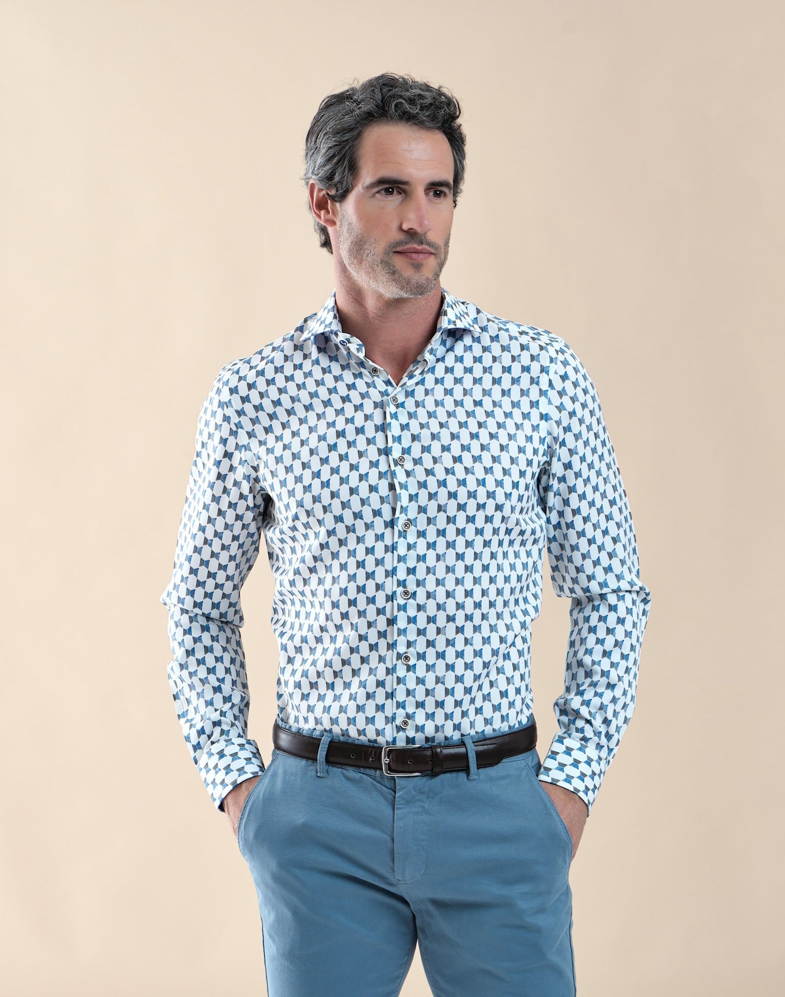 Brand Partner,R2 Amsterdam, R2 Amsterdam White/Blue Buggy-door Print Tencel Shirt, White, Medium-41-Tag39Small-41-Tag39Medium-42-Tag40Medium-44-Tag41Large-47-Tag43Large-45-Tag42