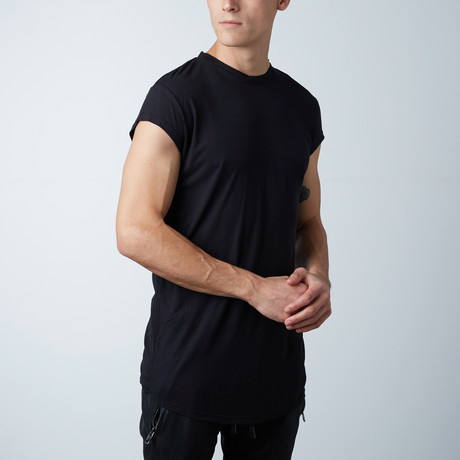 Reese De Luca Black Cap Sleeve Jersey T-Shirt with Elongated Back