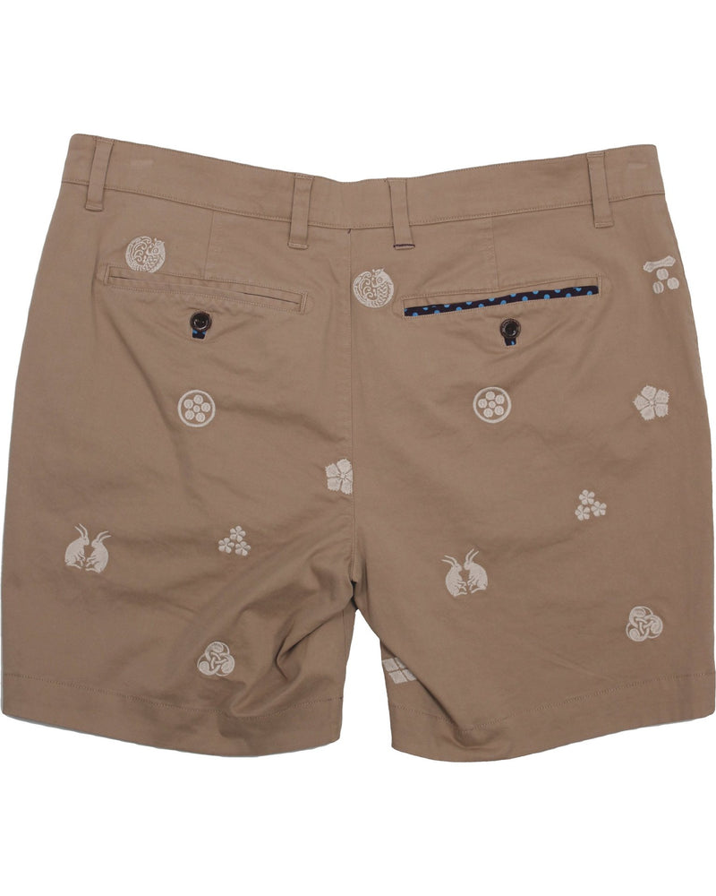 Lords of Harlech Sand Embroidered Edward Crest 7" Shorts with Butter Fabric in Peached Stretch Twill