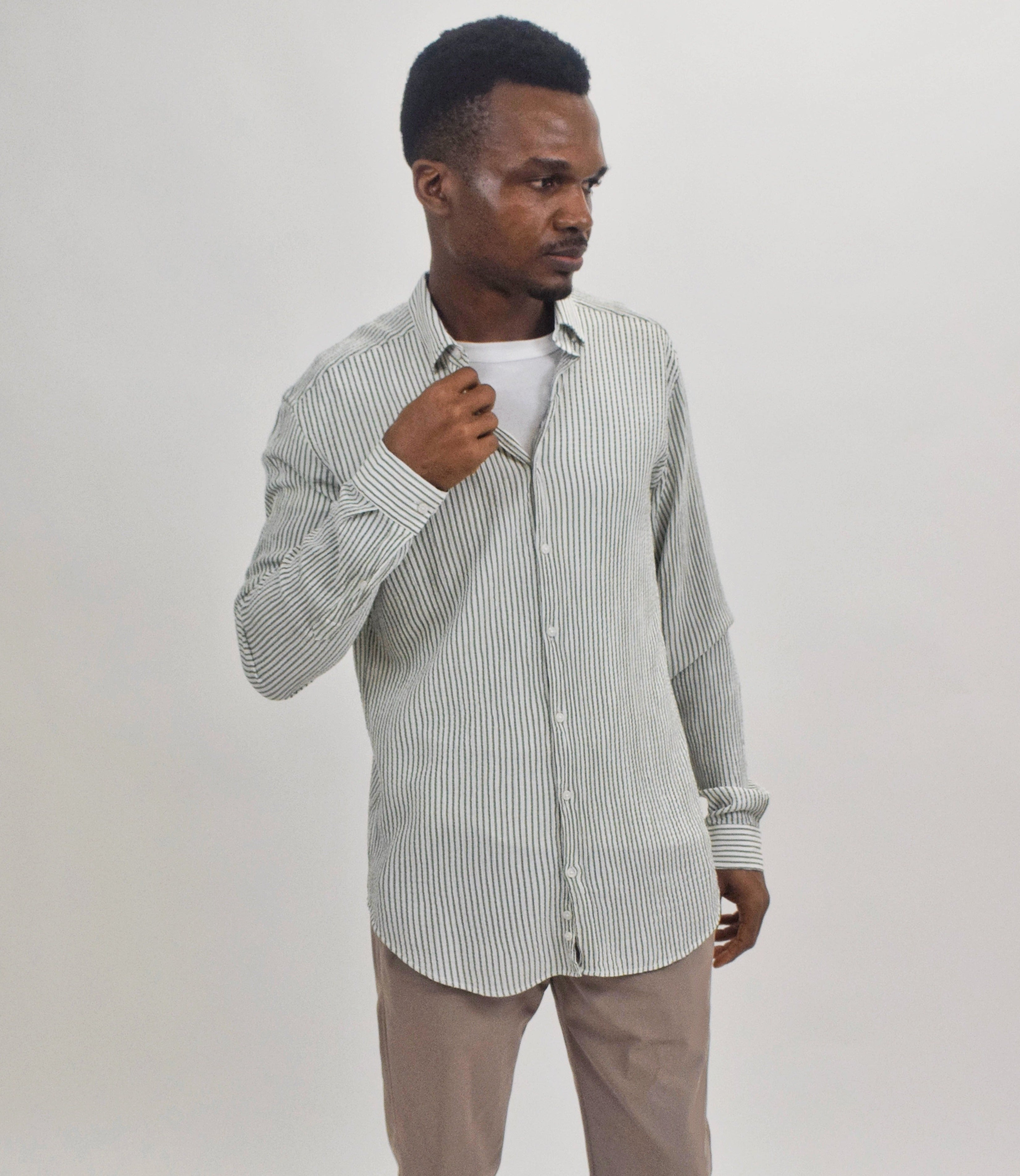 Wholesale,Suit Sartoria, Suit Sartoria Green And White Horizontally Striped Crinkle Cut Long Sleeve Button Up Shirt, Green, Large-46-TagXLMedium-42-TagLMedium-43-TagMSmall-41-TagSExtra Large-48-TagXXL