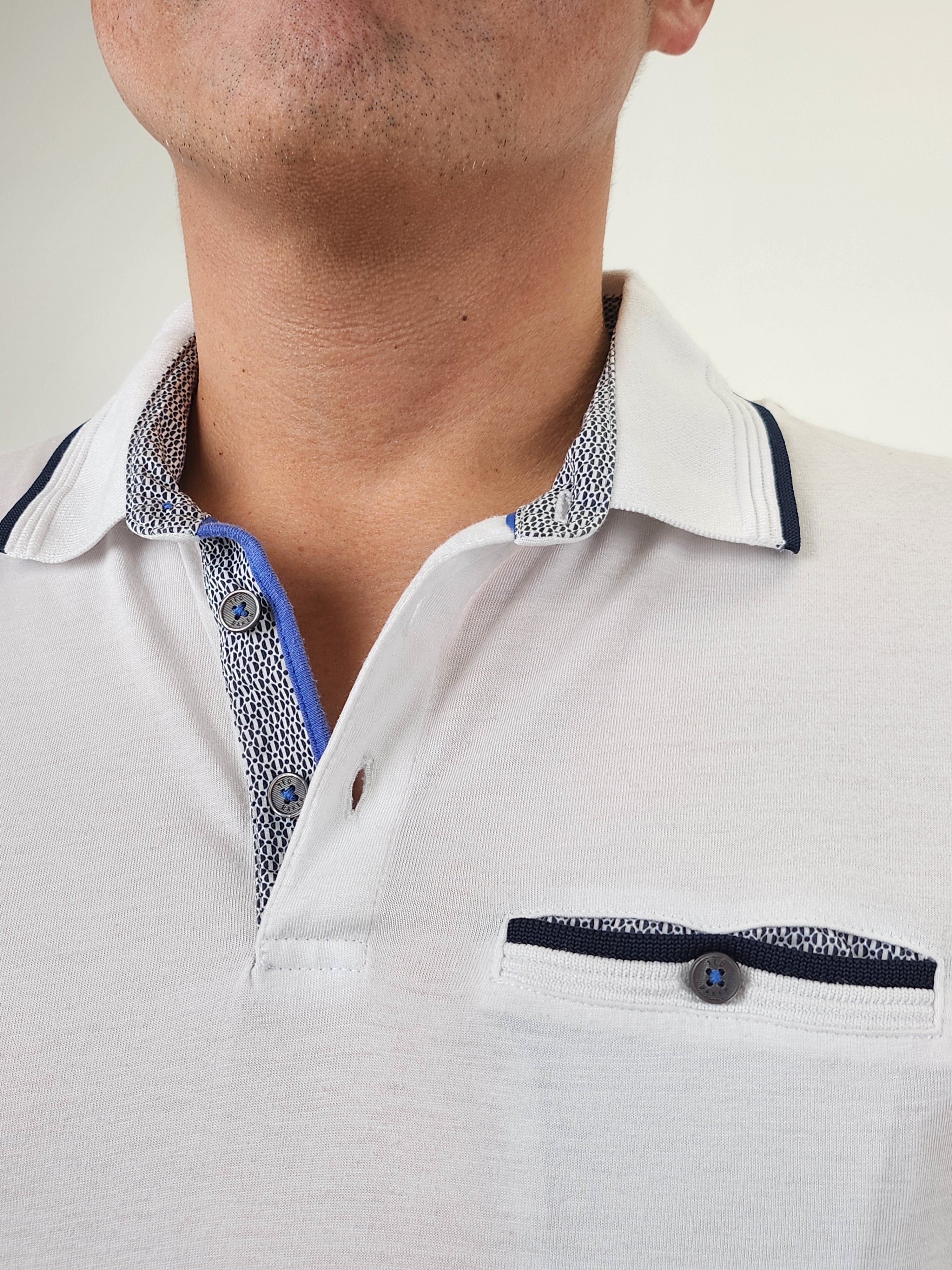 The RealReal,Ted Baker, Ted Baker White Tipped Collar Polo, White, Medium-42-TagL
