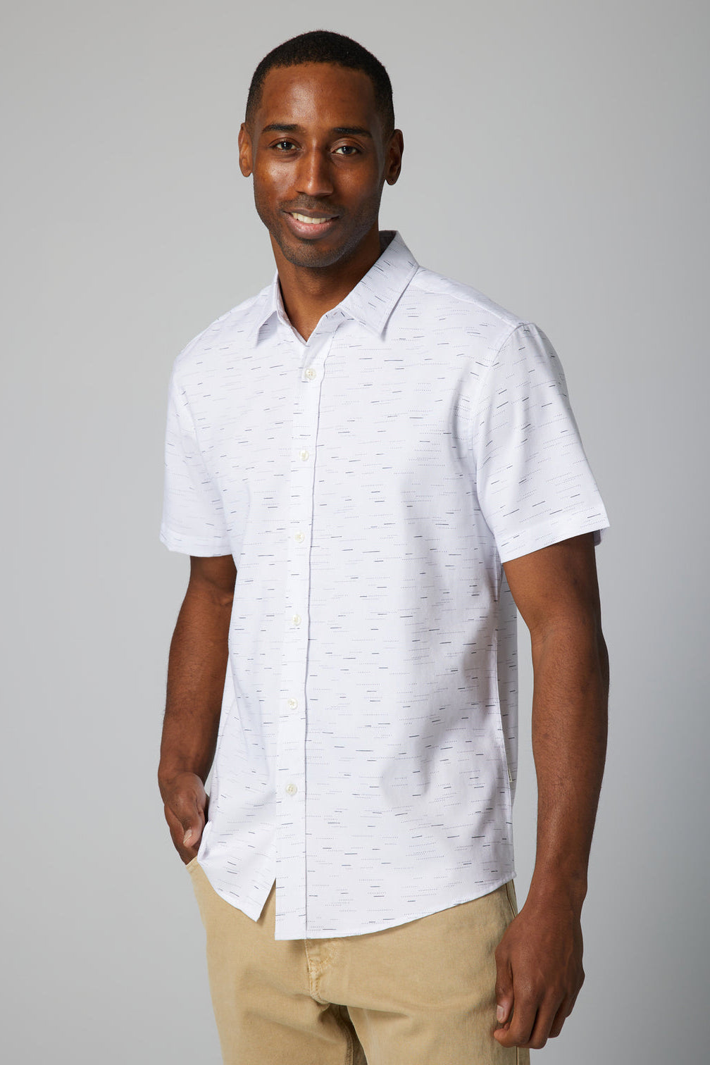 Faire,Julian & Mark, Julian & Mark White All Over Geo Print Short Sleeve Shirt, White, Extra Large-48-TagXL