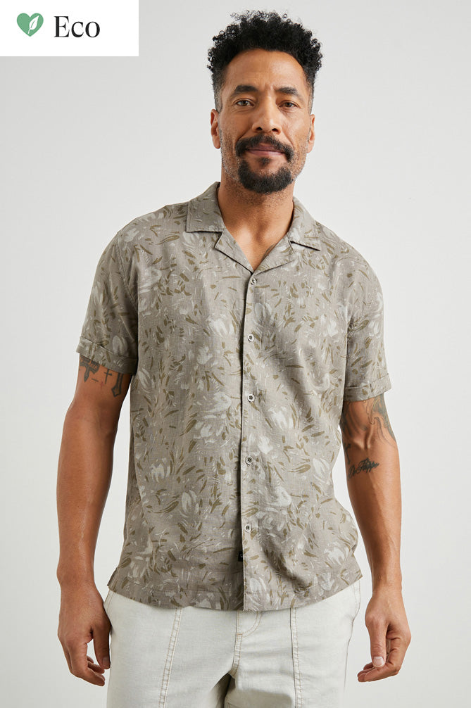 Wholesale,Rails, Rails Tan/Dark Olive Brush Floral Tinder Print Short Sleeve Shirt, Tan, Small-42-TagSLarge-46-TagLMedium-44-TagMExtra Large-48-TagXLExtra Extra Large-52-TagXXL