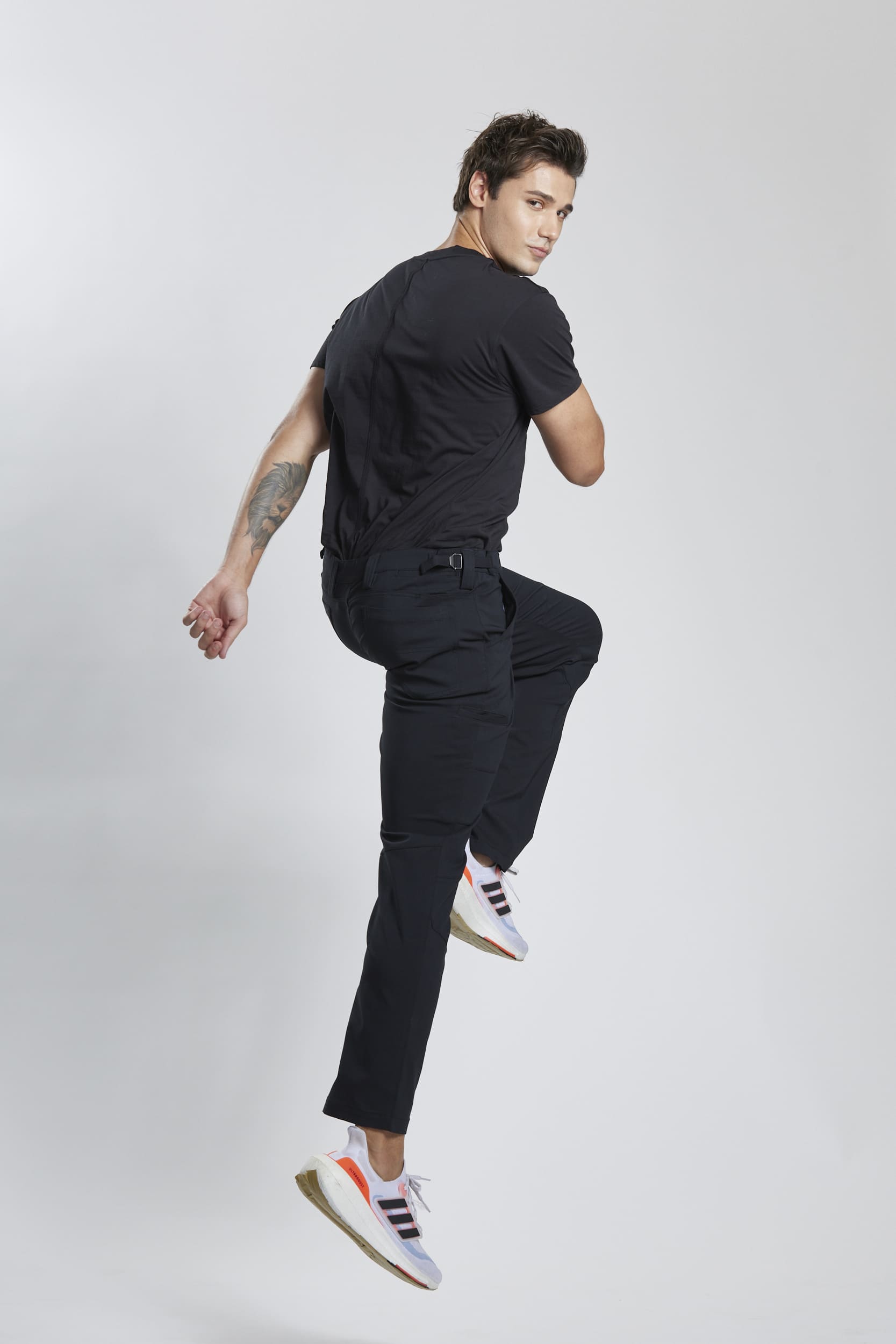 Brand Partner,PROFI, PROFI Obsidian Black All-Purpose Multi-Pocket UV-resistant Functional Pants, Black, 32W-30L-Tag32