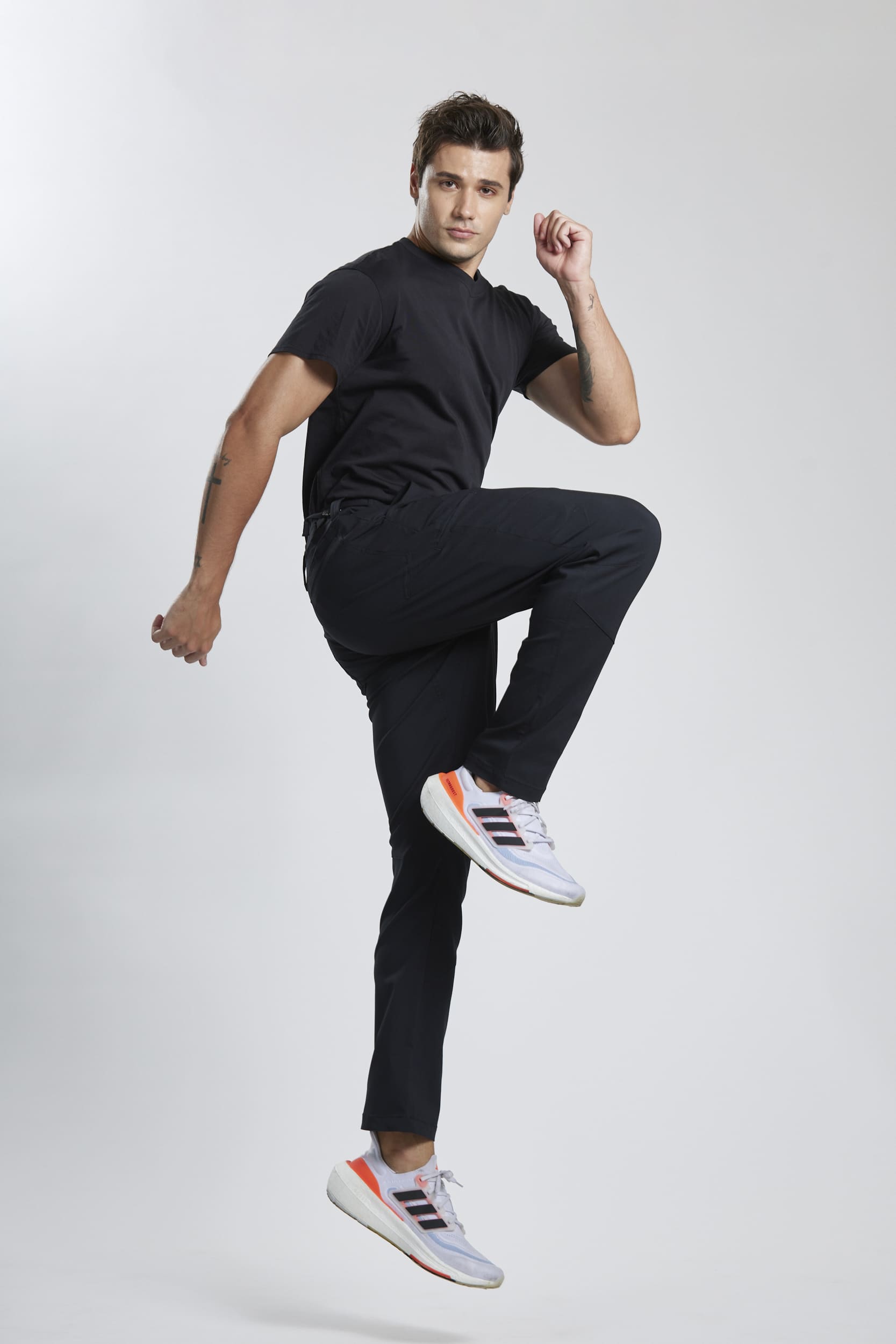 Direct From Brand,PROFI, PROFI Obsidian Black All-Purpose Multi-Pocket UV-resistant Functional Pants, Black, 30W-30L-Tag30