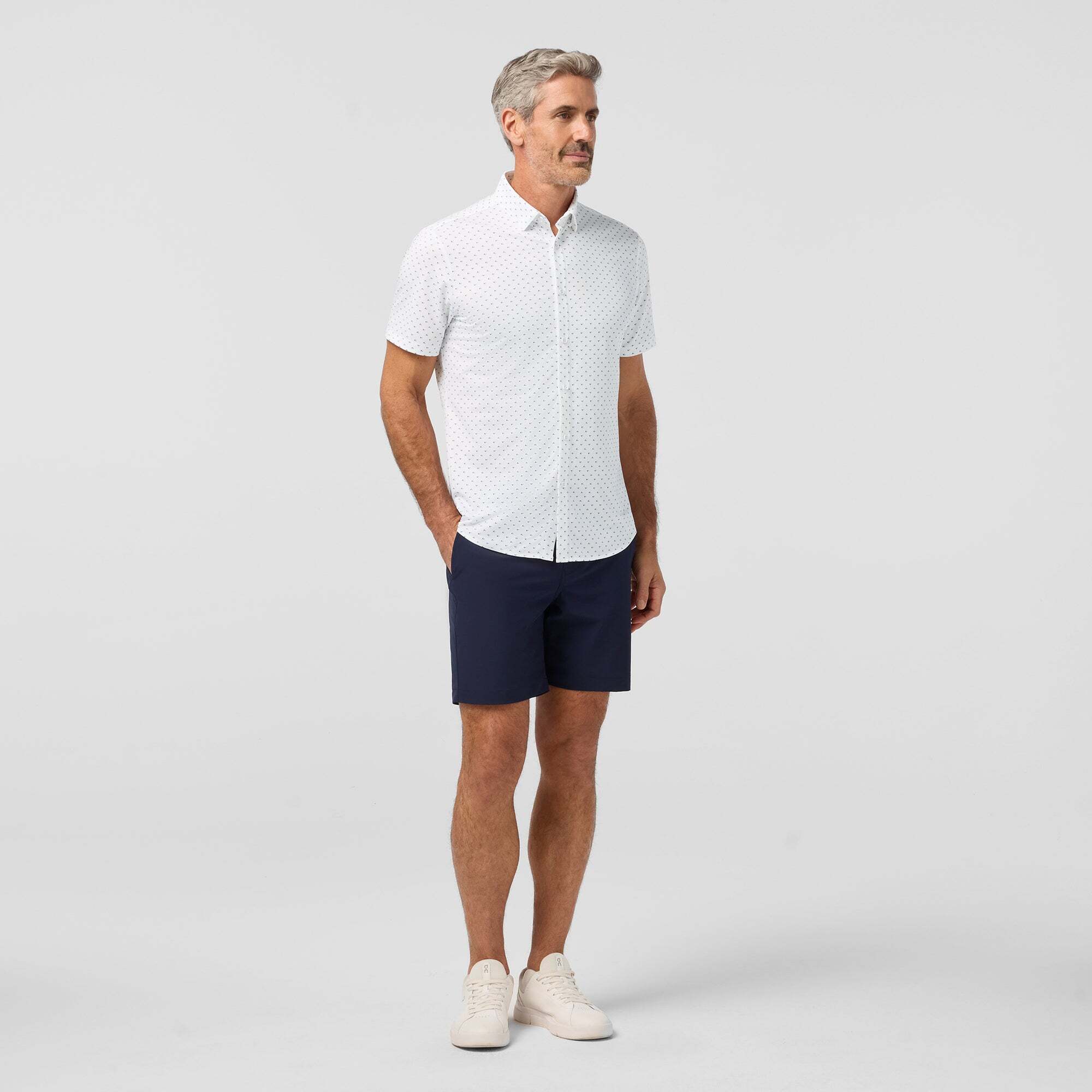 Wholesale,Mizzen + Main, Mizzen + Main White Triangle Print No-Tuck Trim Shirt, White, Extra Large-49-TagXL