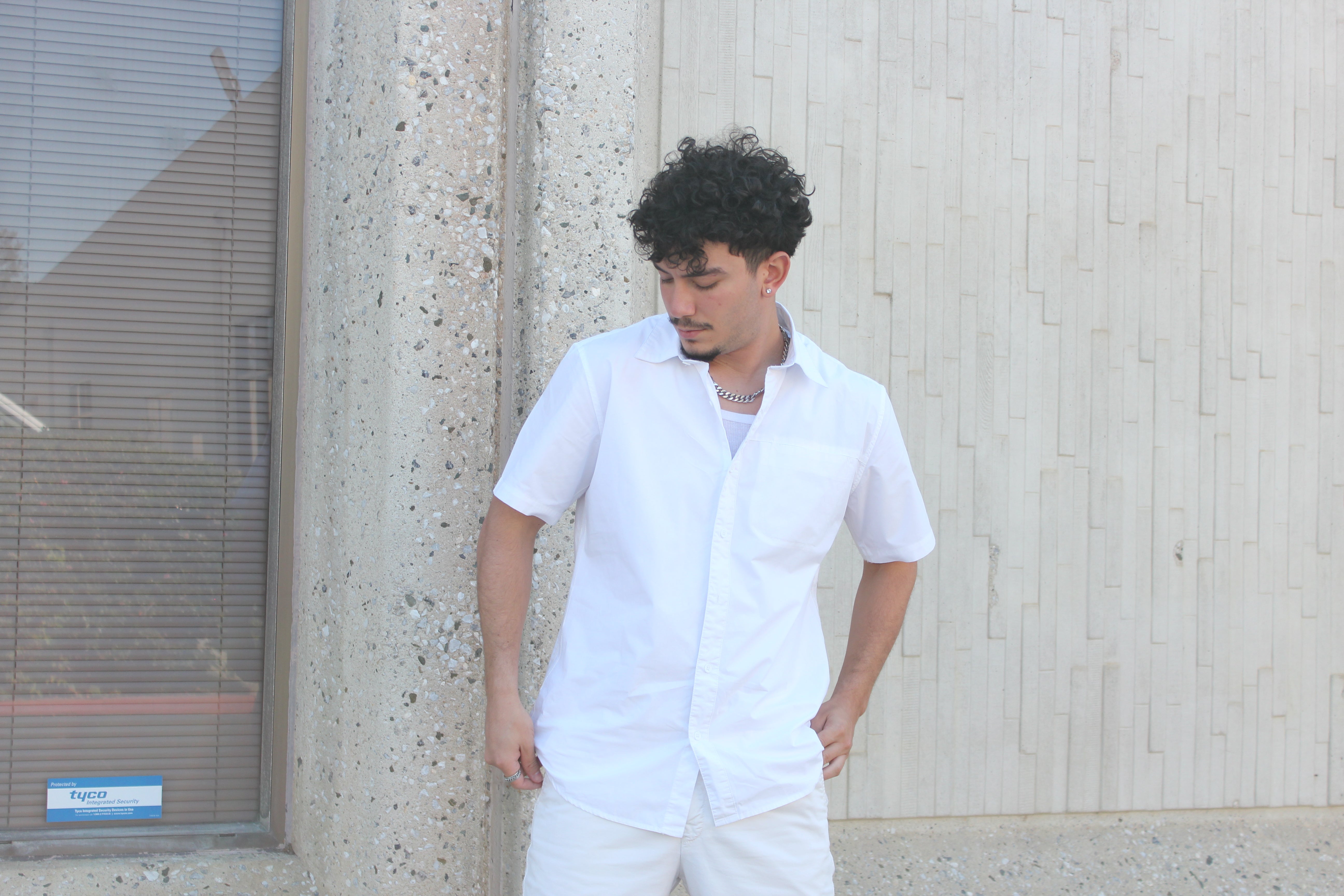 Nordstorm Rack,NN07, NN07 White Linen Blend Short Sleeve Button Up Shirt, White, Medium-42-