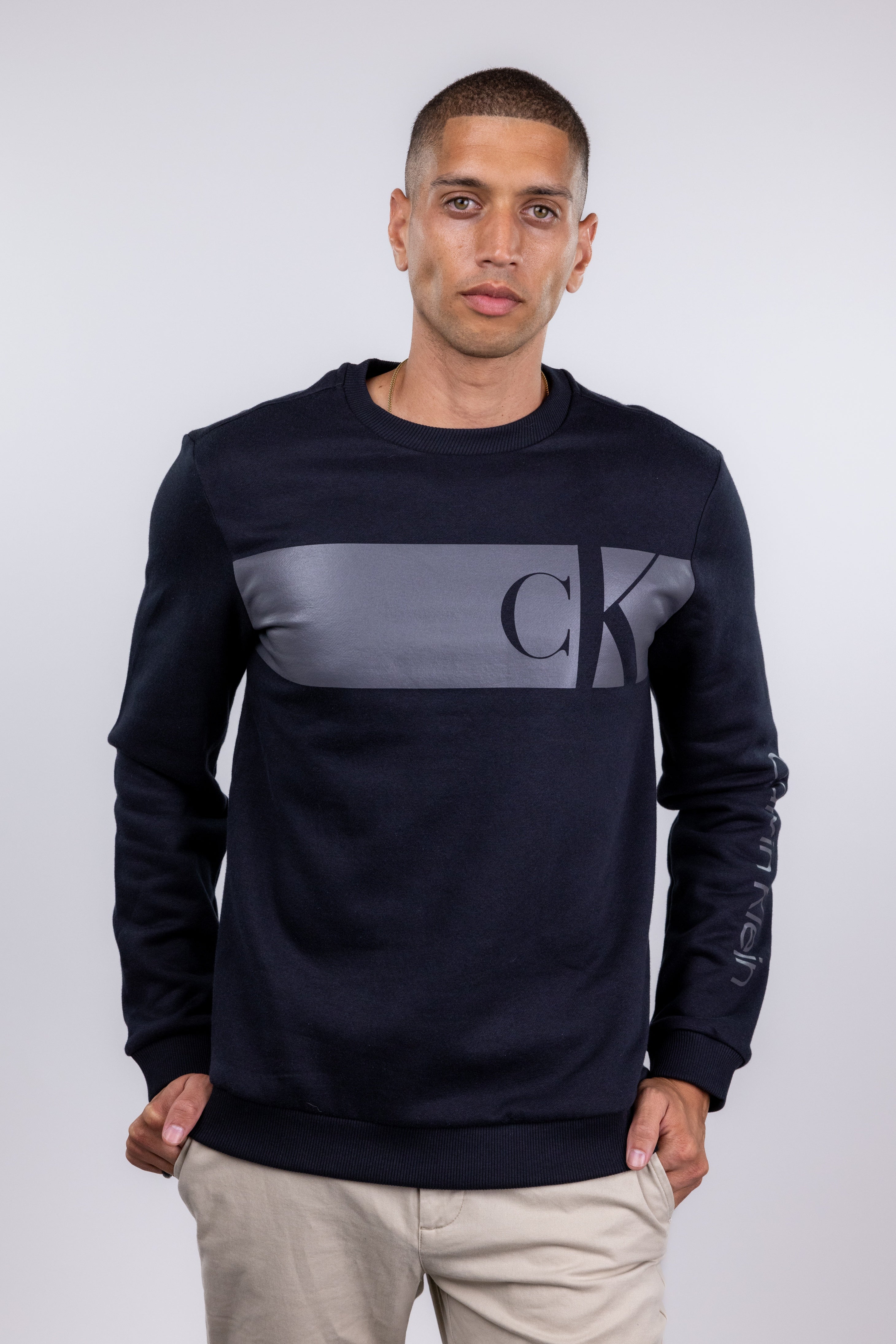 ,Calvin Klein, Calvin Klein Black Monogram Logo Long Sleeve Pullover, Black, Medium-42-TagM