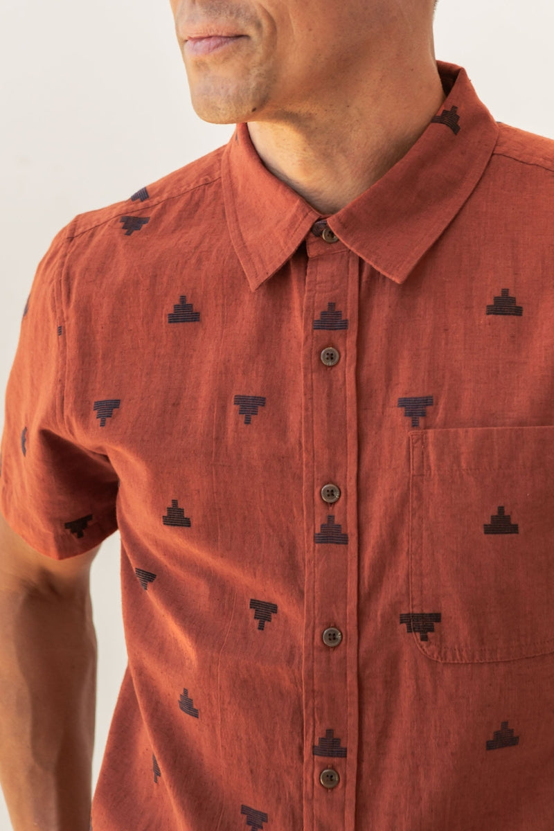 Faire,Bridge & Burn, Bridge & Burn  Rust Fil-Coupé  Pyramid Print Shirt, Red, Small-40-TagS