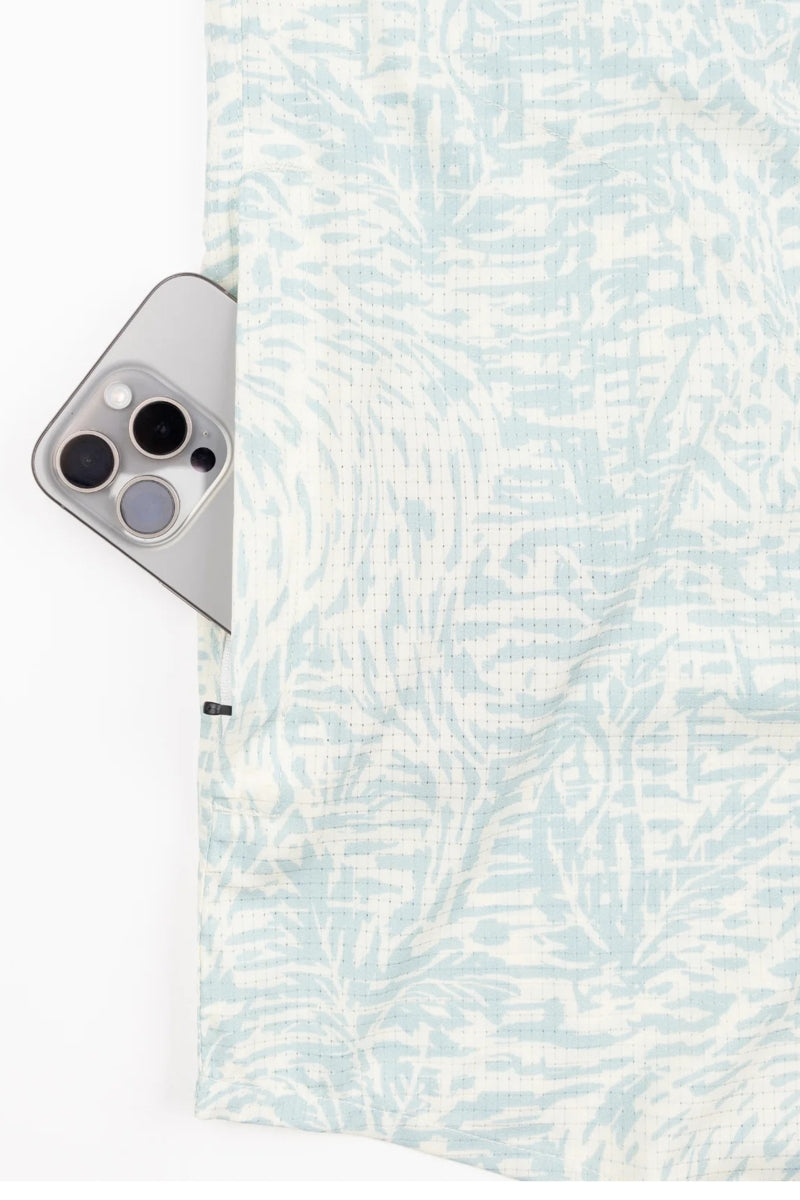 Wholesale,Baja Llama, Baja Llama Green/Tan Hidden Lama Print Performance Shirt, Green, Small-41-TagSMedium-43-TagMLarge-45-TagLExtra Large-48-TagXLExtra Extra Large-52-TagXXL