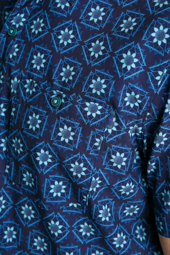 Faire,William Murray Golf, William Murray Golf Navy Tile Geo Print Short Sleeve Shirt, Blue, Small-42-TagSMedium-44-TagMLarge-46-TagLExtra Large-49-TagXLExtra Large-48-TagXLExtra Extra Large-51-TagXXL