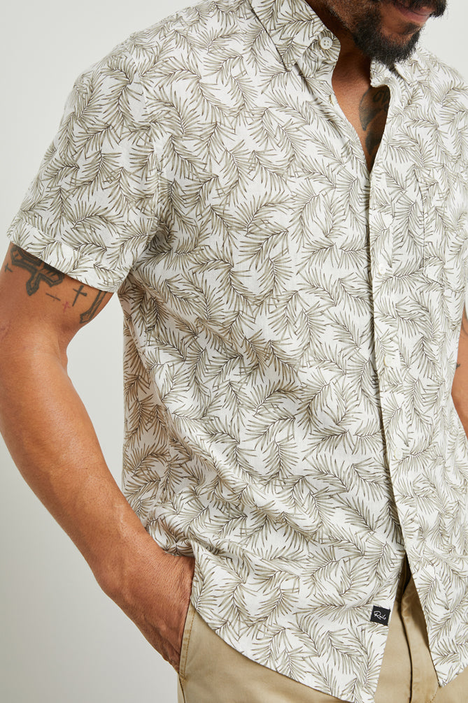 Wholesale,Rails, Rails White/Green Palm Leaf Print Short Sleeve Shirt, Green, Small-42-TagS