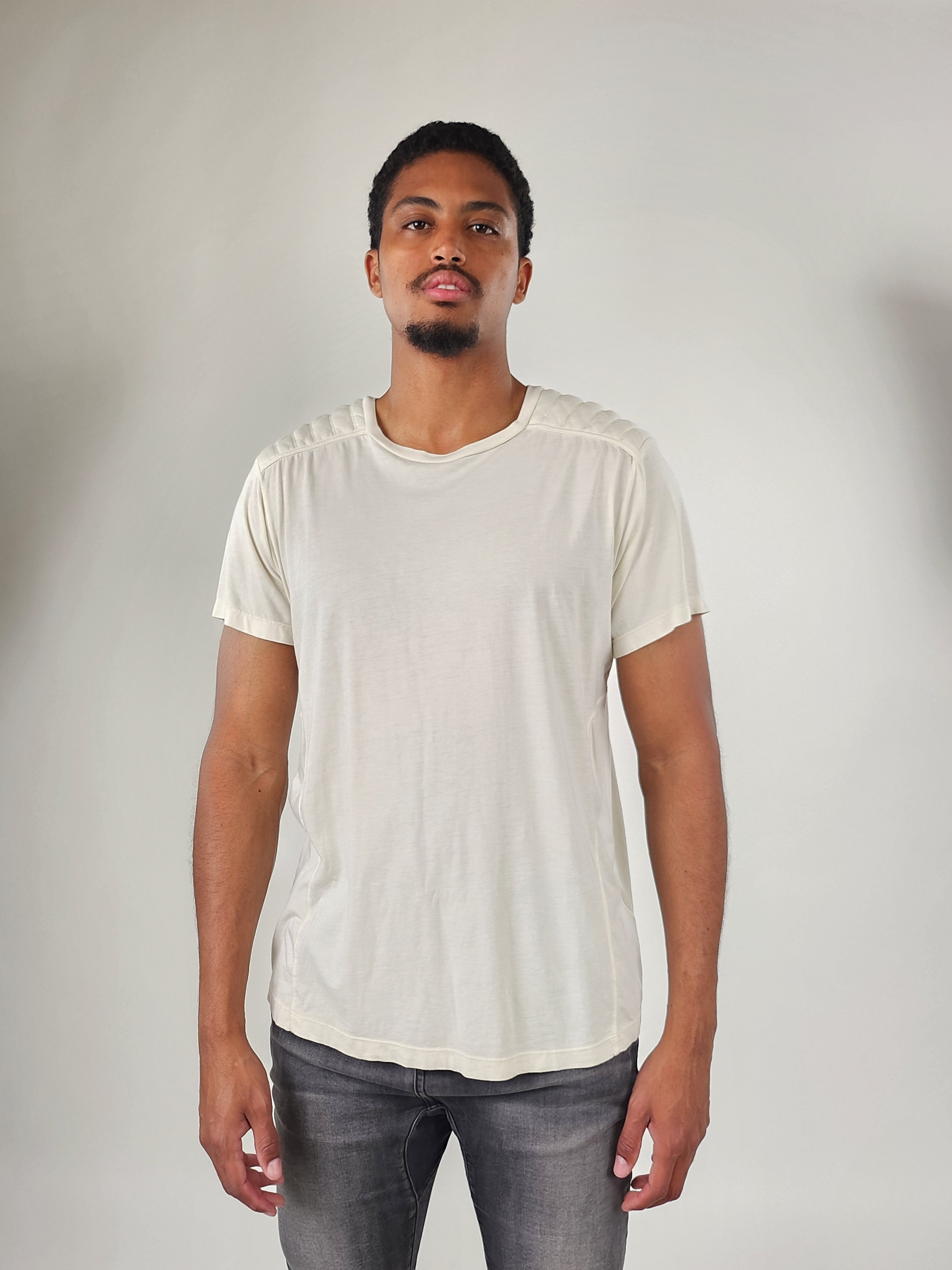 Wholesale,Reesedeluca, Reese De Luca White Short Sleeve Padded Shoulder T-Shirt, White, Medium-43-TagM