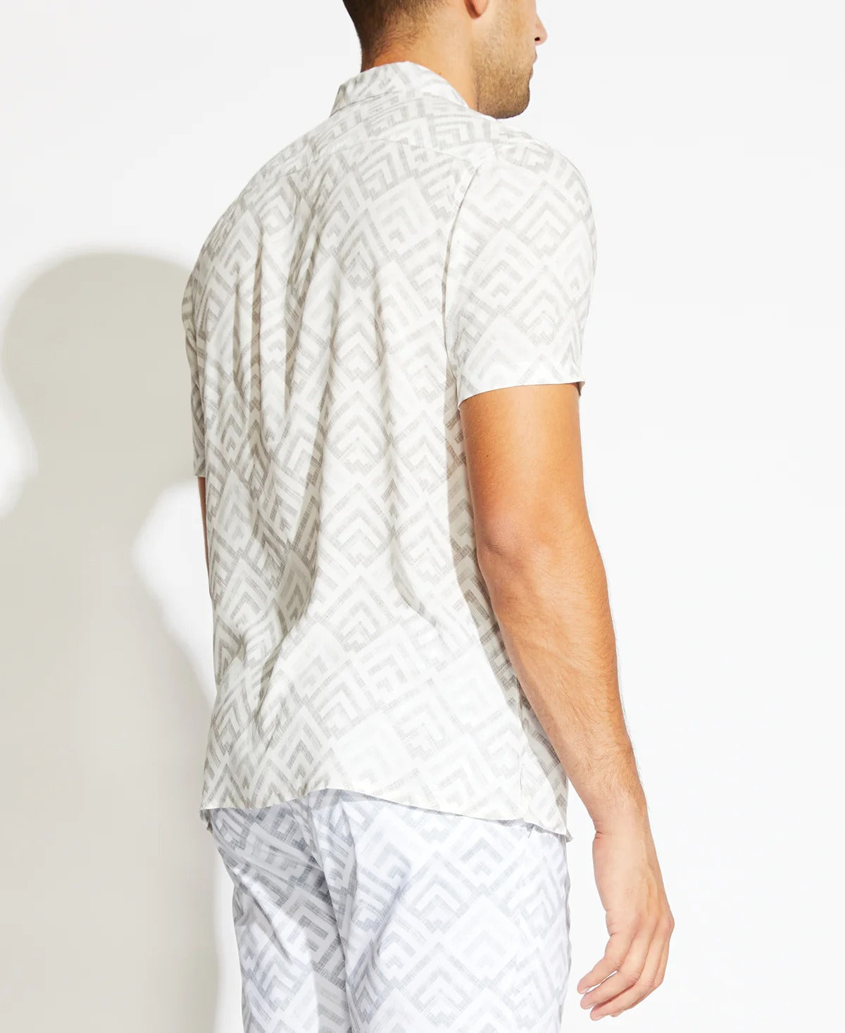 Wholesale,Civil Society, Civil Society White Geometric Print Short Sleeve Shirt, White, Large-46-TagL