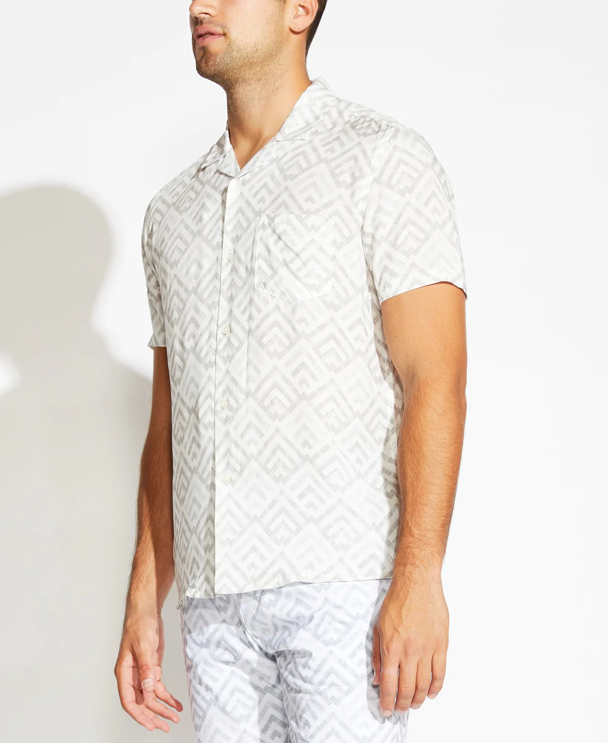 Wholesale,Civil Society, Civil Society White Geometric Print Short Sleeve Shirt, White, Medium-44-TagM
