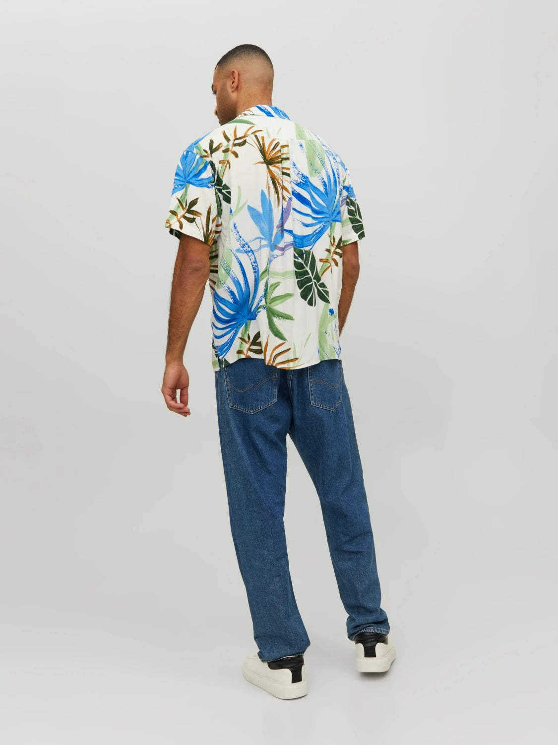 Wholesale,Jack & Jones, Jack & Jones White Tropical Print Resort Shirt Short Sleeve, White, Large-46-TagL