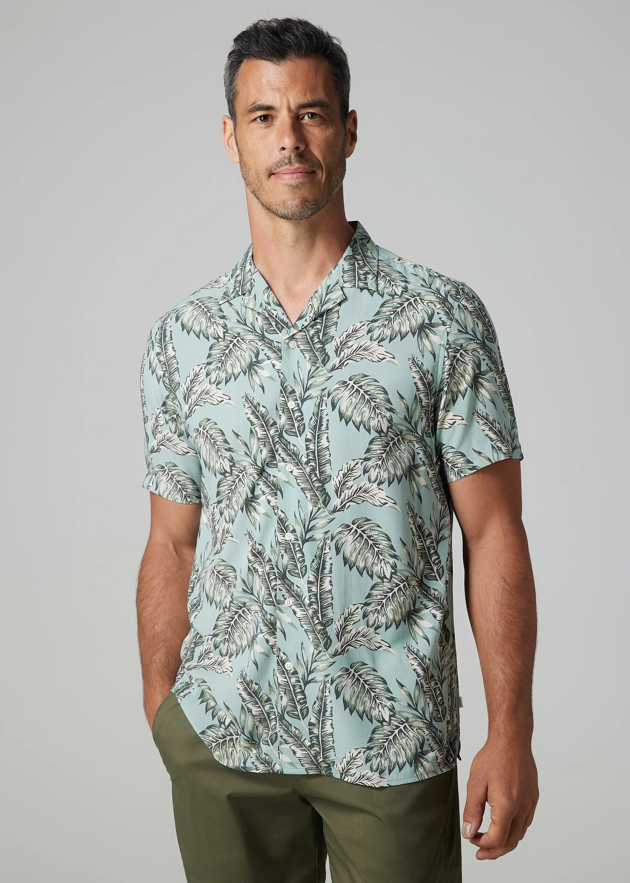 Faire,Julian & Mark, Julian & Mark Green Palm Print Short Sleeve Button Up Shirt, Green, Extra Large-48-TagXL