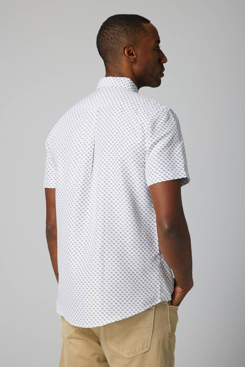 Faire,Julian & Mark, Julian & Mark White Microfiber Poly Geo Short Sleeve Shirt, White, Large-46-TagL