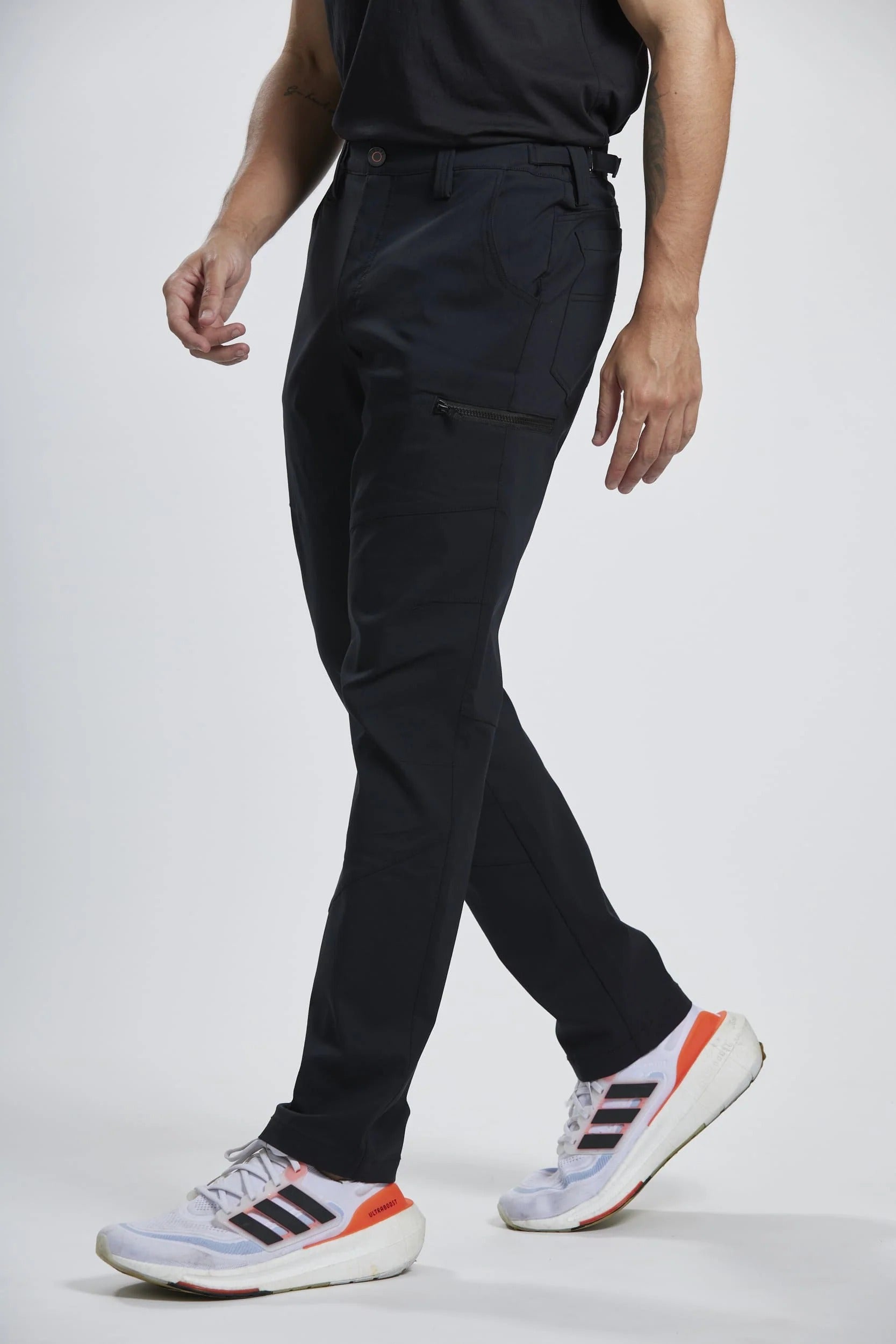 Direct From Brand,PROFI, PROFI Obsidian Black All-Purpose Multi-Pocket UV-resistant Functional Pants, Black, 36W-31L-Tag36