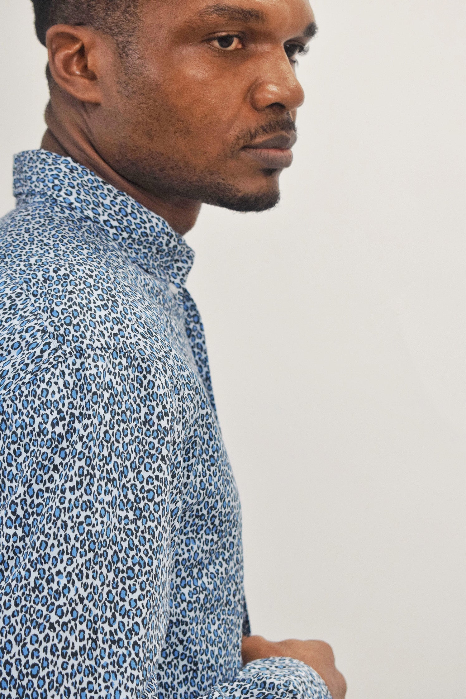 The RealReal,Kenzo, Kenzo Light Blue Animal Print Long Sleeve Button Up Shirt, Blue, Medium-44-TagL