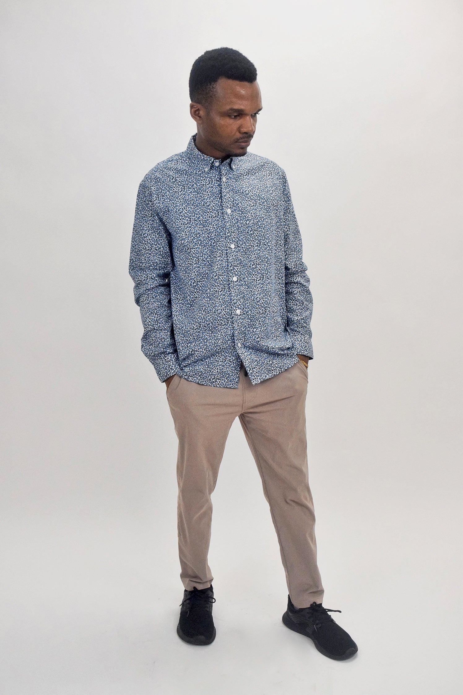 The RealReal,Kenzo, Kenzo Light Blue Animal Print Long Sleeve Button Up Shirt, Blue, Medium-44-TagL