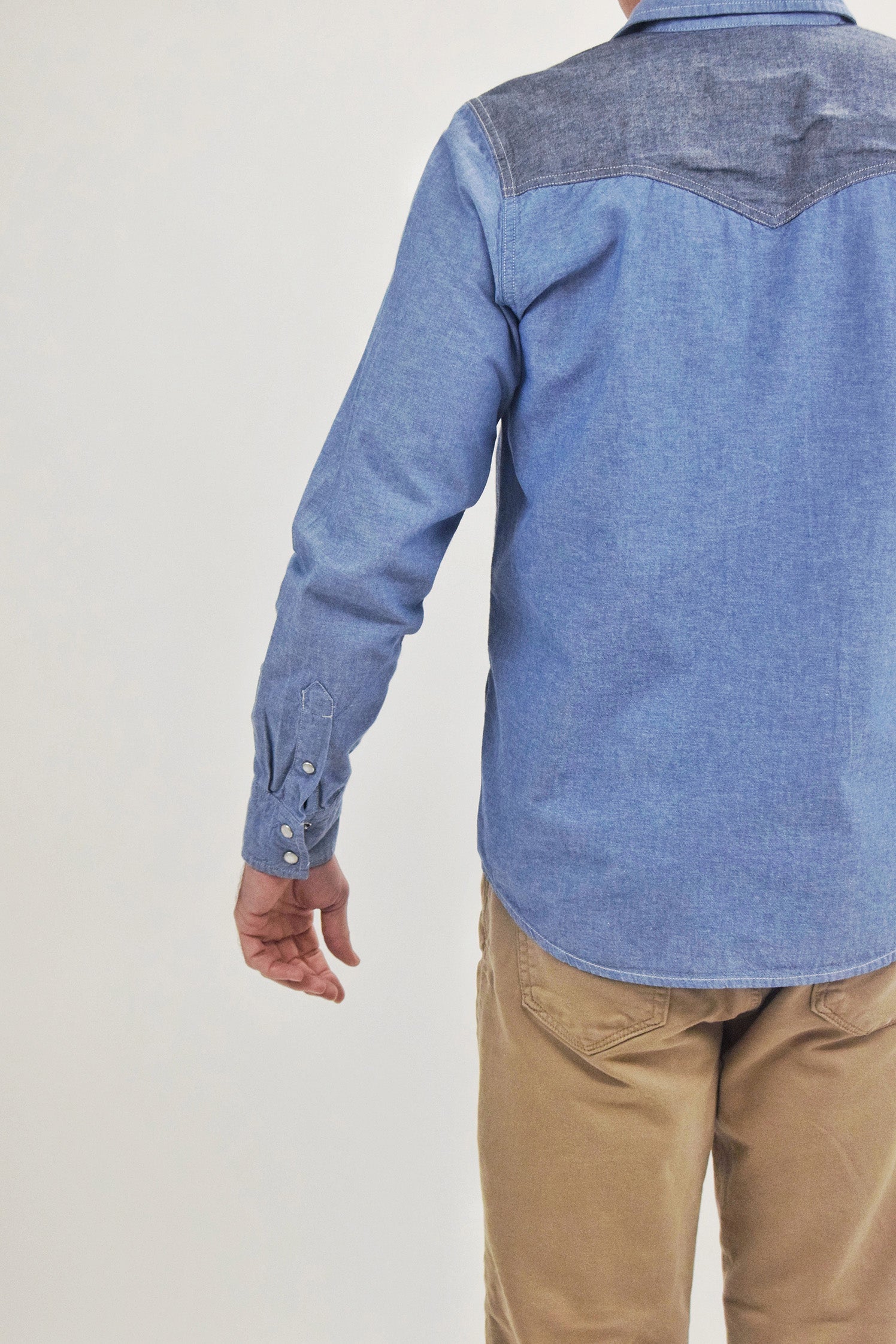 The RealReal,Carhartt, Carhartt Blue Long Sleeve Western Slim Button Up Shirt, Blue, Large-44-TagL