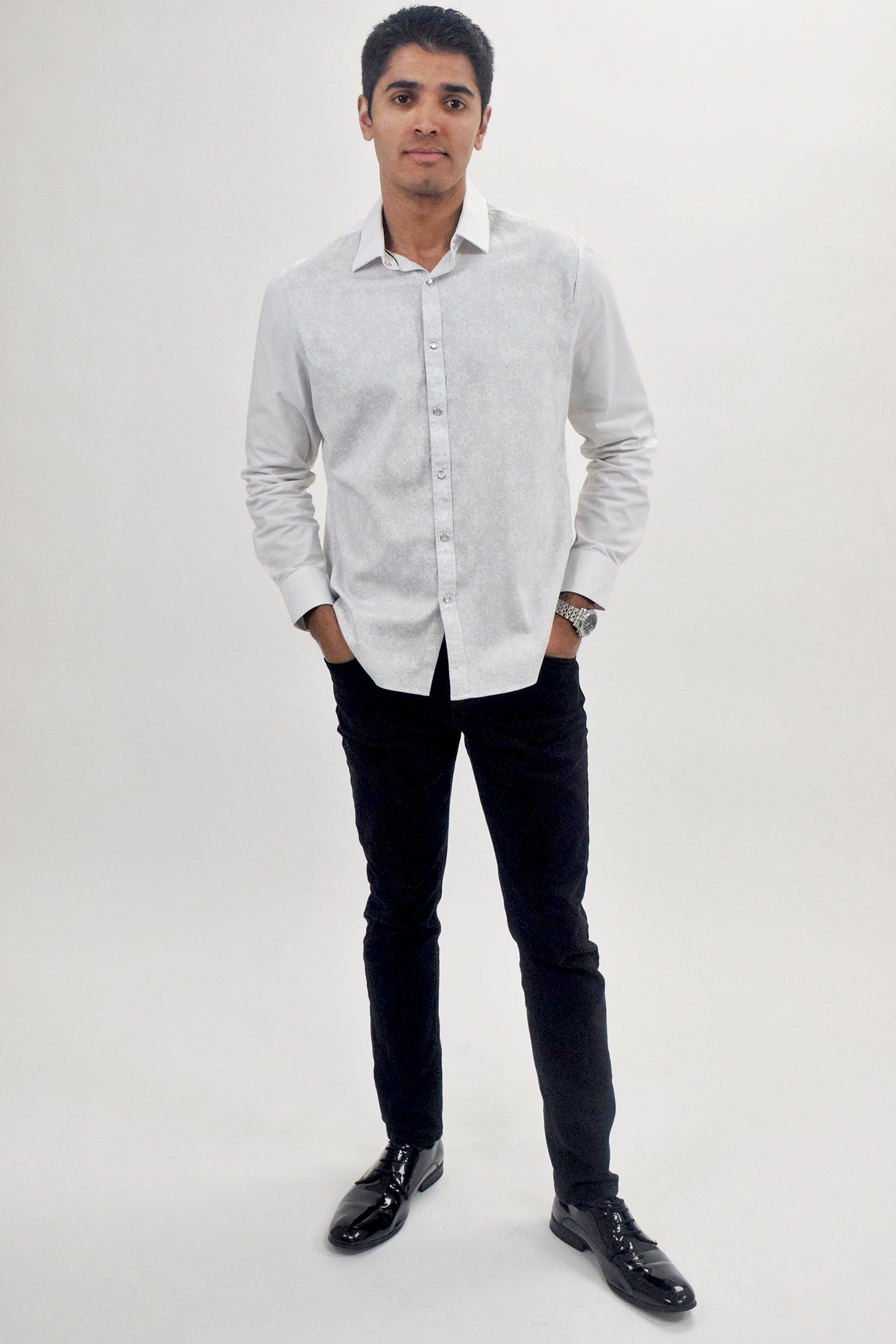 The RealReal,Karl Lagerfeld, Karl Lagerfeld White Snap Closure Floral Panel Button Up Shirt, White, Large-45-TagL