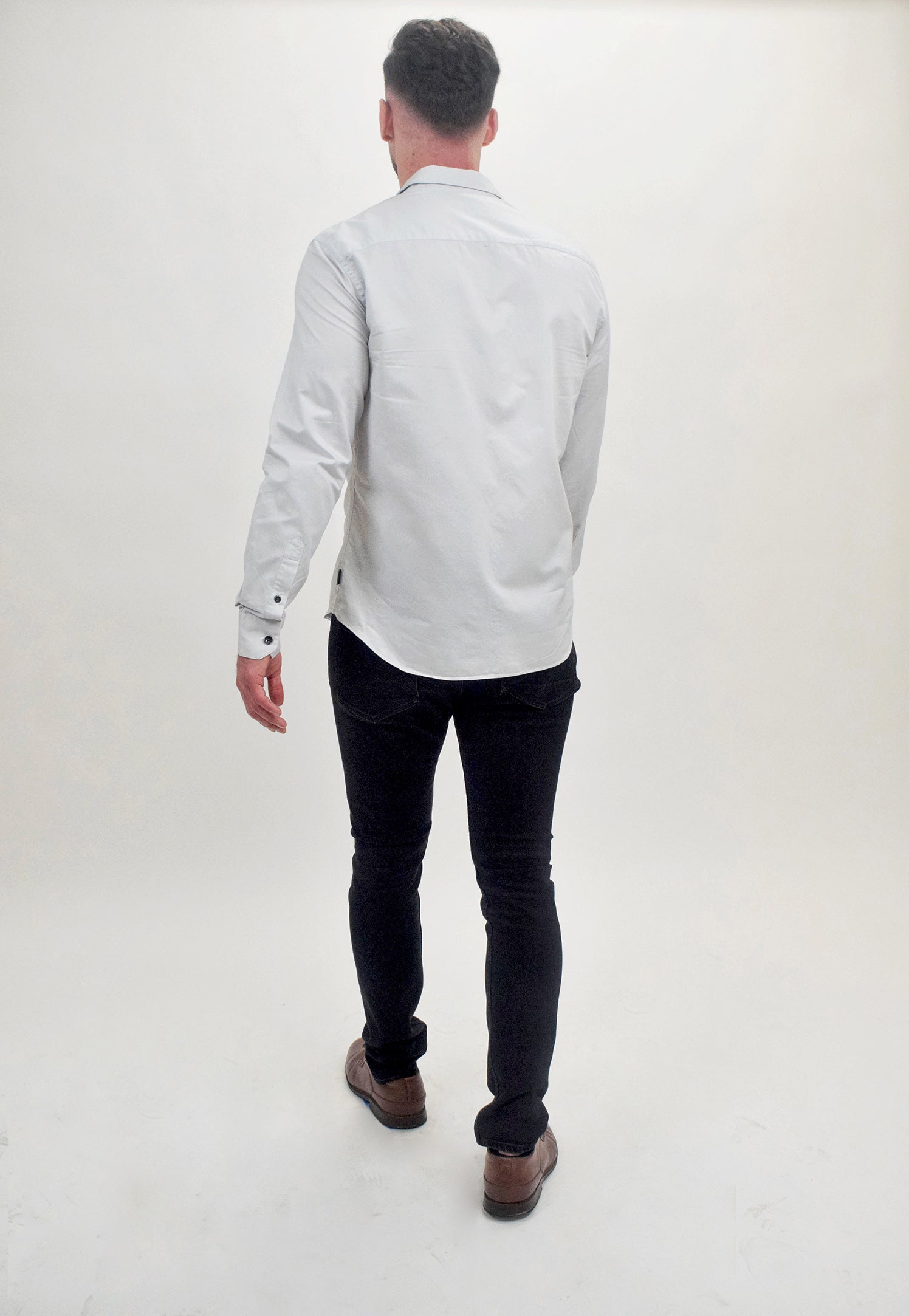 The RealReal,Armani Collezioni, Armani Solid Grey Red Closure Button Up Shirt, White, Large-45-TagL