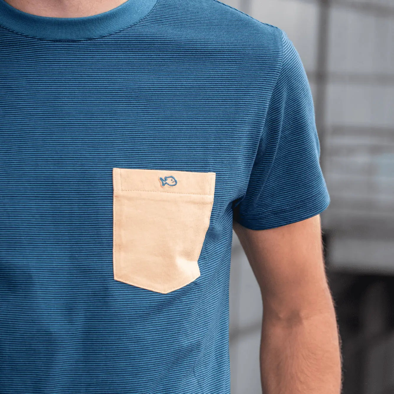 Faire,Billy Belt, Billy Belt Blue Striped Short Sleeve T-Shirt With Light Orange Chest Pocket, Blue, Medium-40-TagL