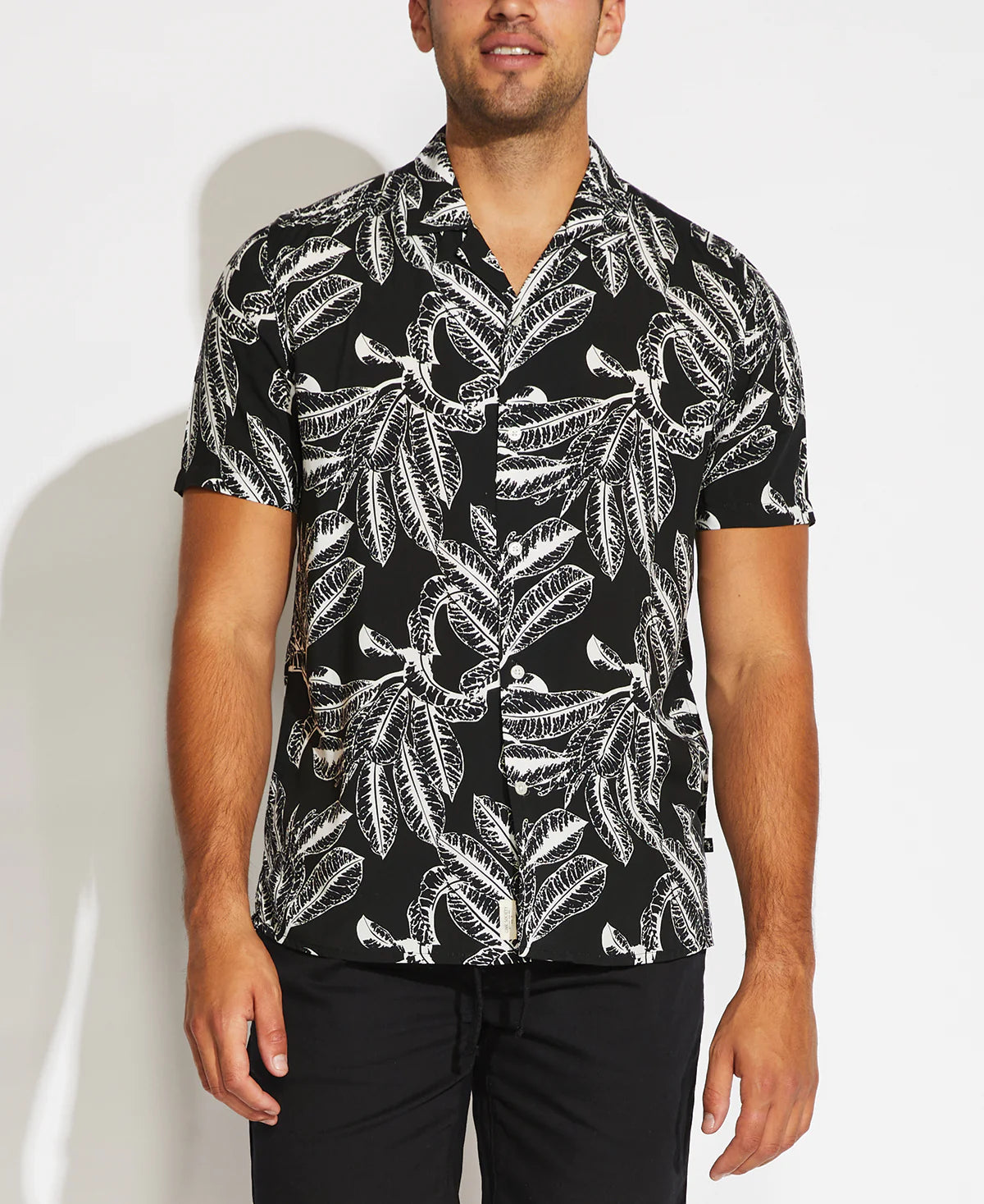 Wholesale,Civil Society, Civil Society Black With White Leaf Print Short Sleeve Button Up Shirt, Black, Medium-44-TagM