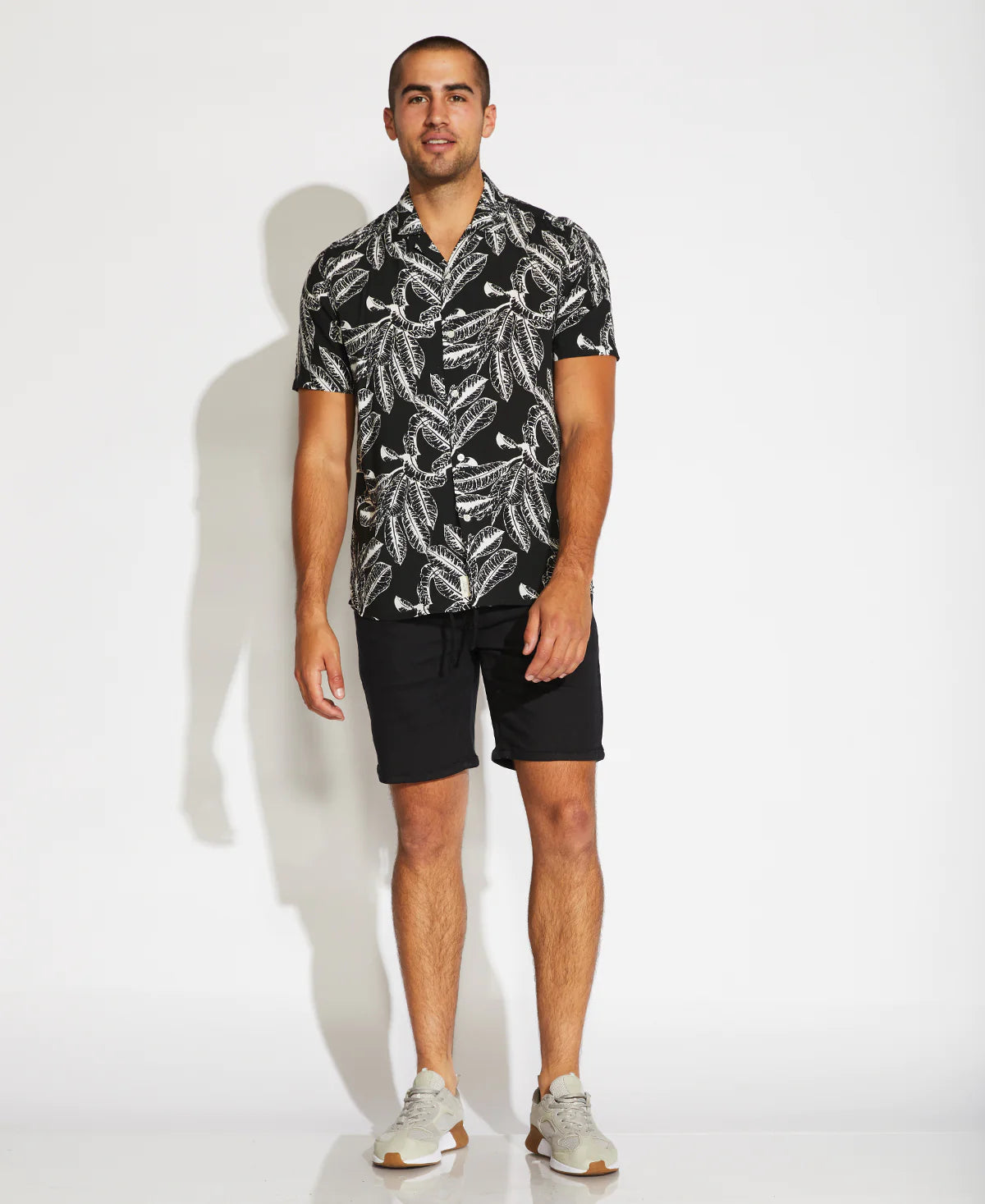 Wholesale,Civil Society, Civil Society Black With White Leaf Print Short Sleeve Button Up Shirt, Black, Medium-44-TagM