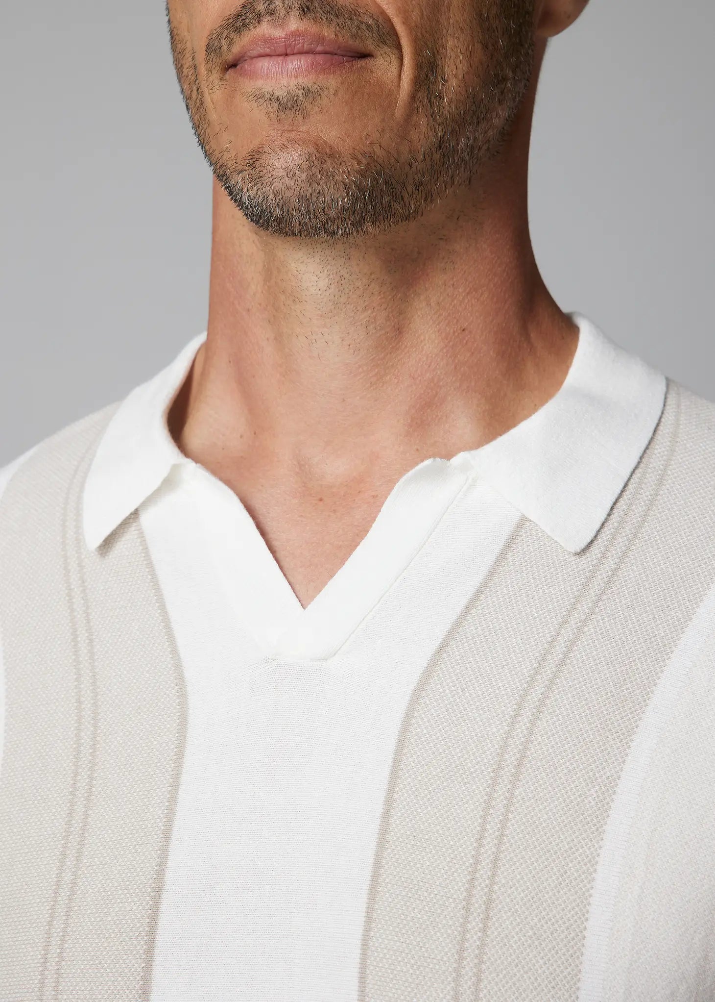 Faire,Julian & Mark, Julian & Mark White w/ Beige Stripes Buttonless Short Sleeve Knit Polo, White, Large-44-TagL