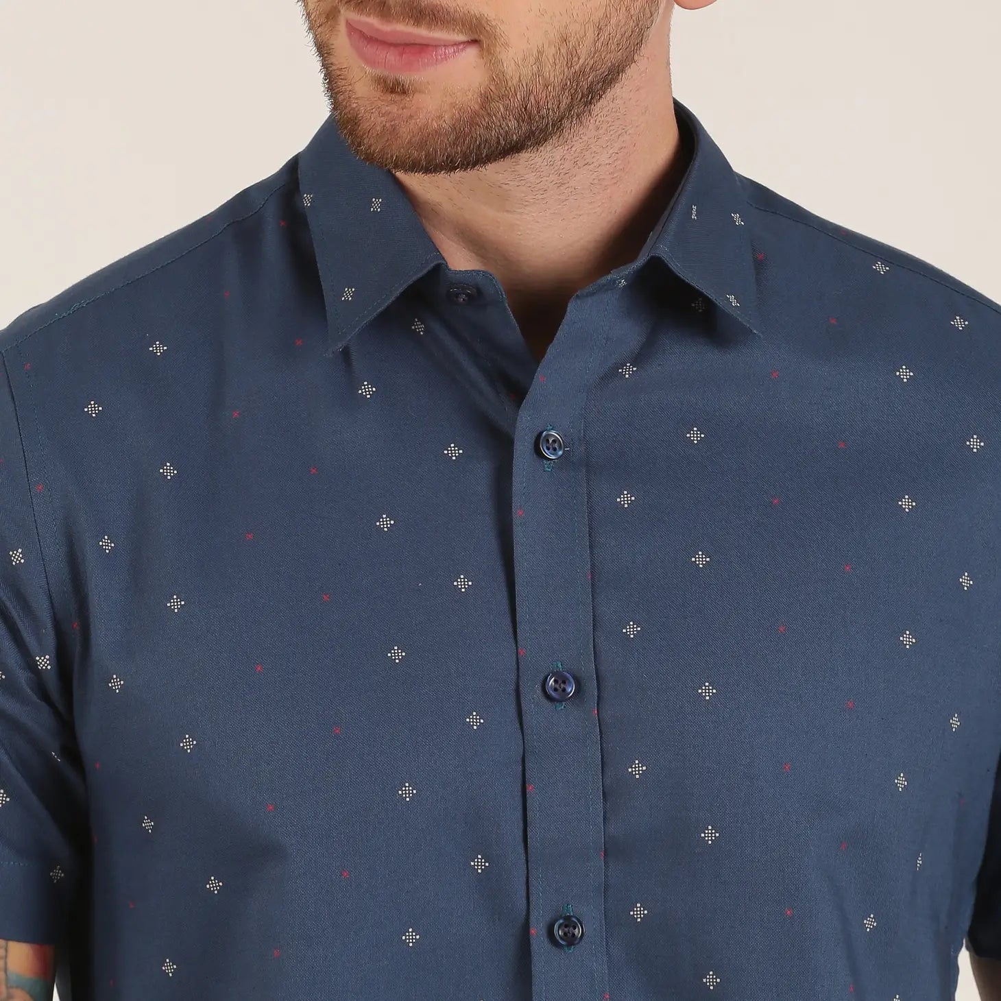 Faire,Morgan.M, Morgan.M Dark Blue Diamond Print Short Sleeve Button Up, Blue, Small-38-TagS