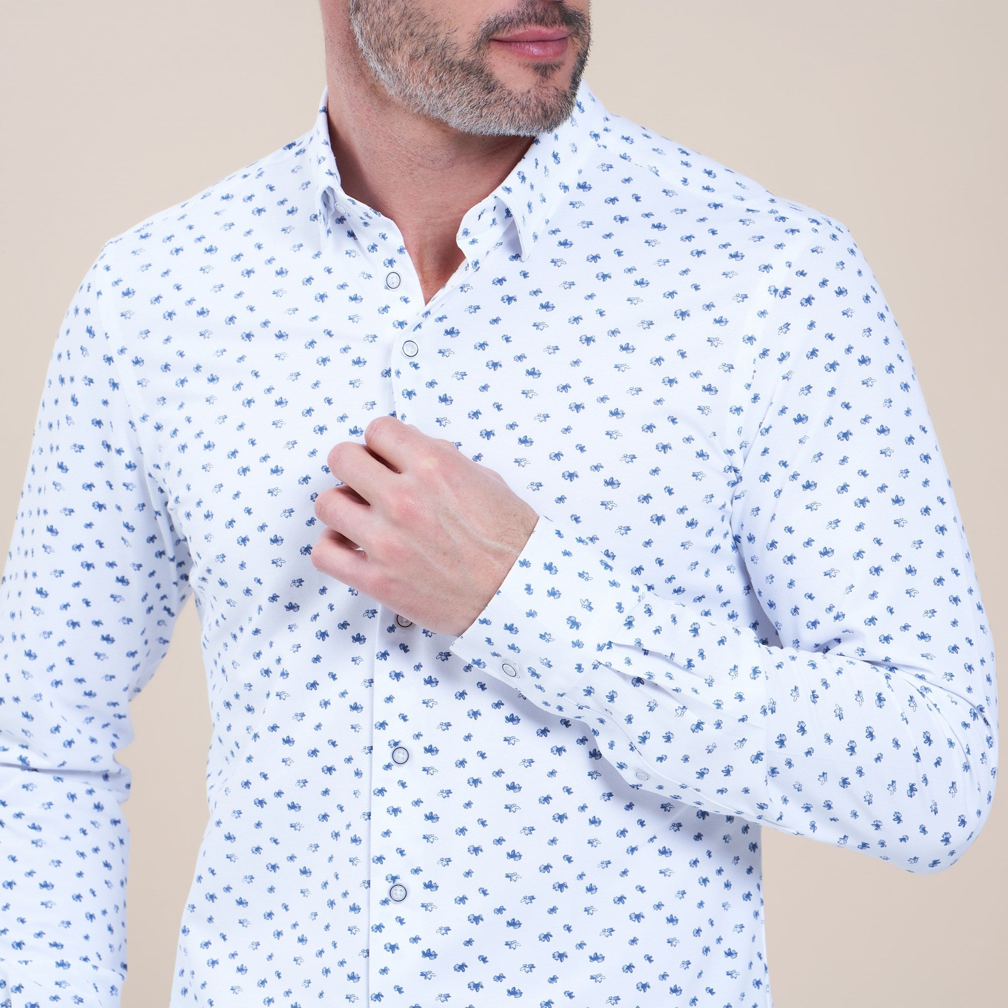 Brand Partner,R2 Amsterdam, R2 Amsterdam White With Blue Abstract Maple Leaf Print Long Sleeve Button Up Shirt, White, Medium-44-TagMExtra Extra Large-54-TagXXL