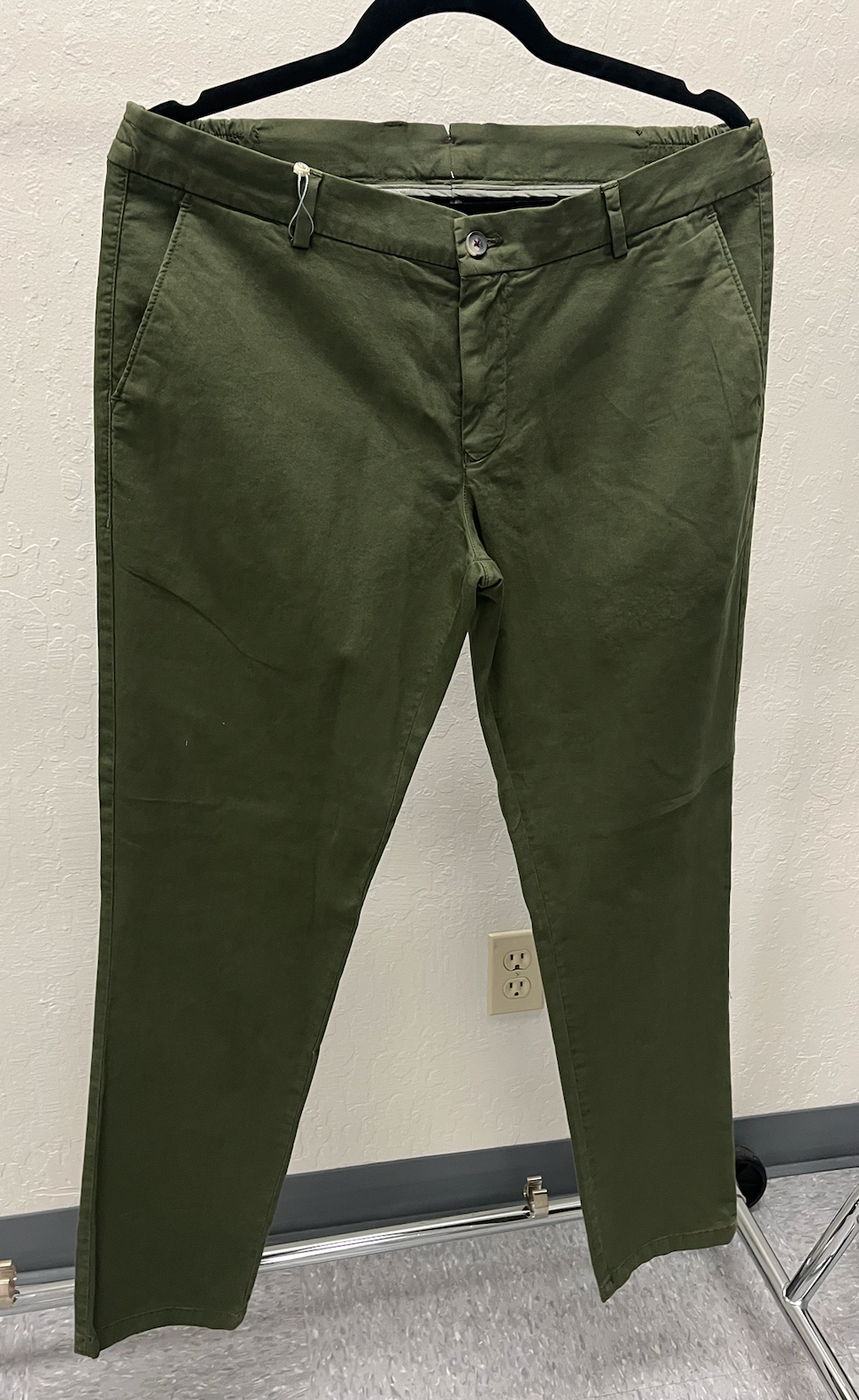 Wholesale,Suit Sartoria, Suit Sartoria Olive Green Slim Fit Stretch Chino Pants, Green, 40W-31L-Tag40