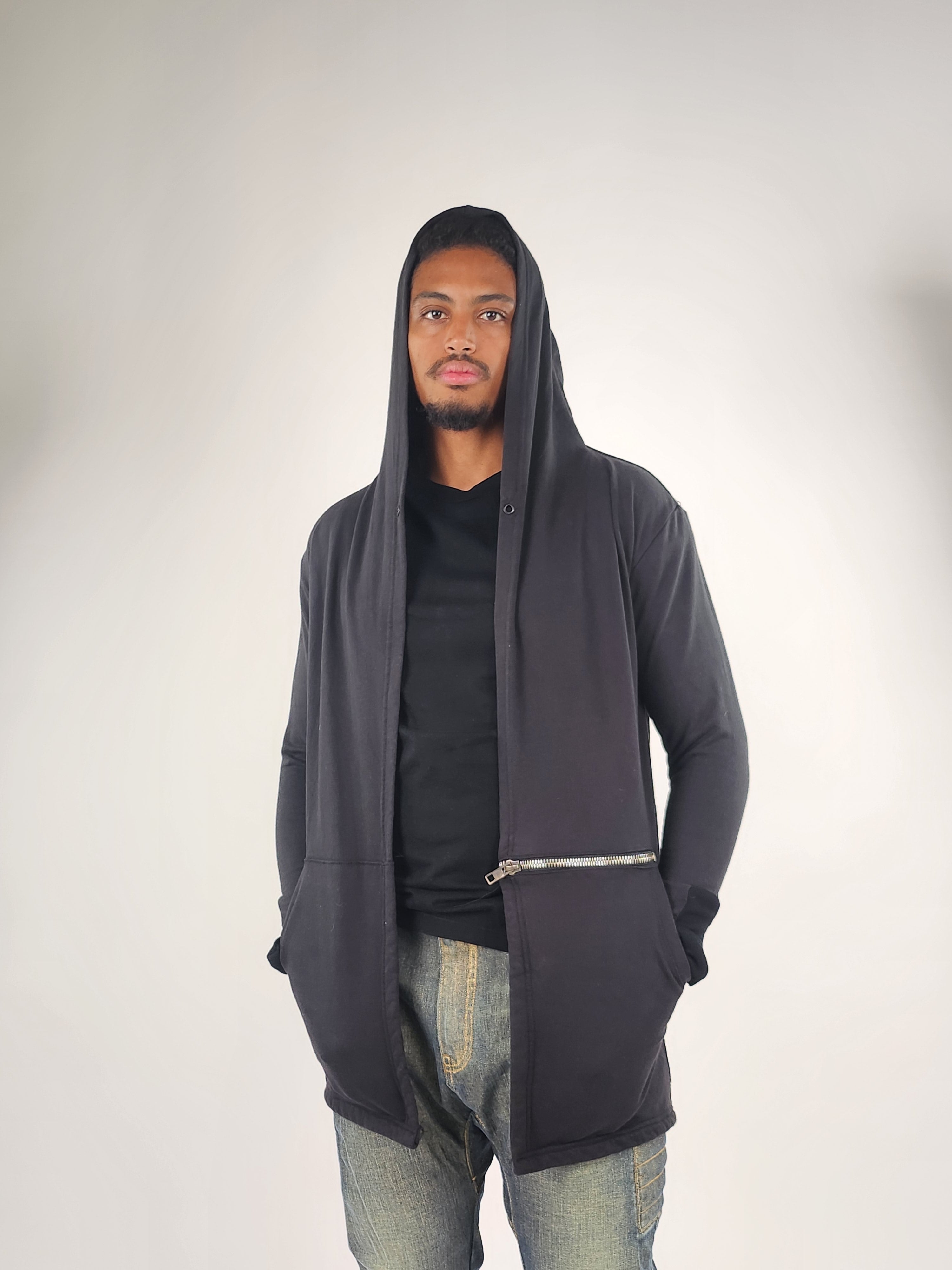 Wholesale,Reesedeluca, Reese De Luca Black Long Sleeve Hoodie Jacket with Zip Pocket and Droptail Slit Back, Black, Small-41-TagM