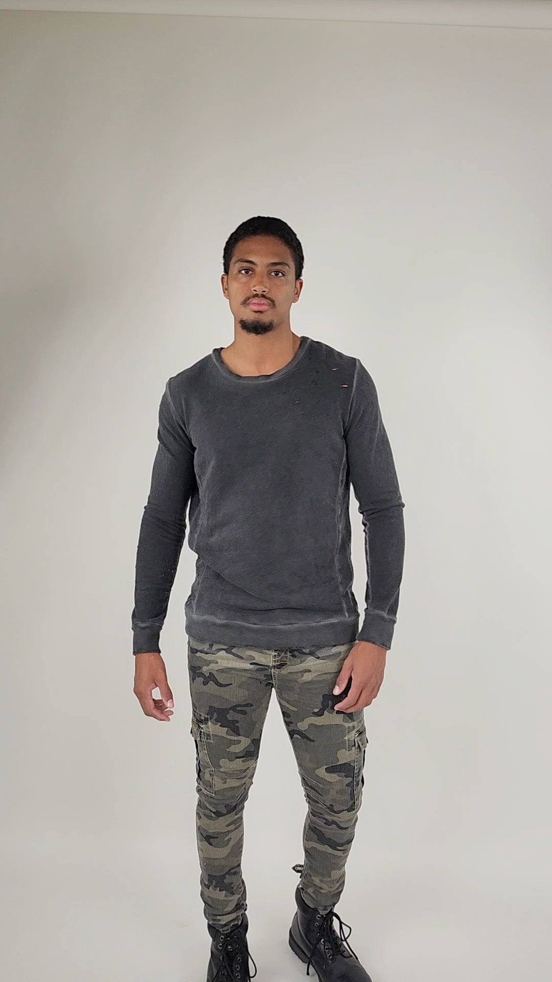 Wholesale,Reesedeluca, Reese De Luca Graphite Grey Long Sleeve T-Shirt, Grey, Medium-42-TagM
