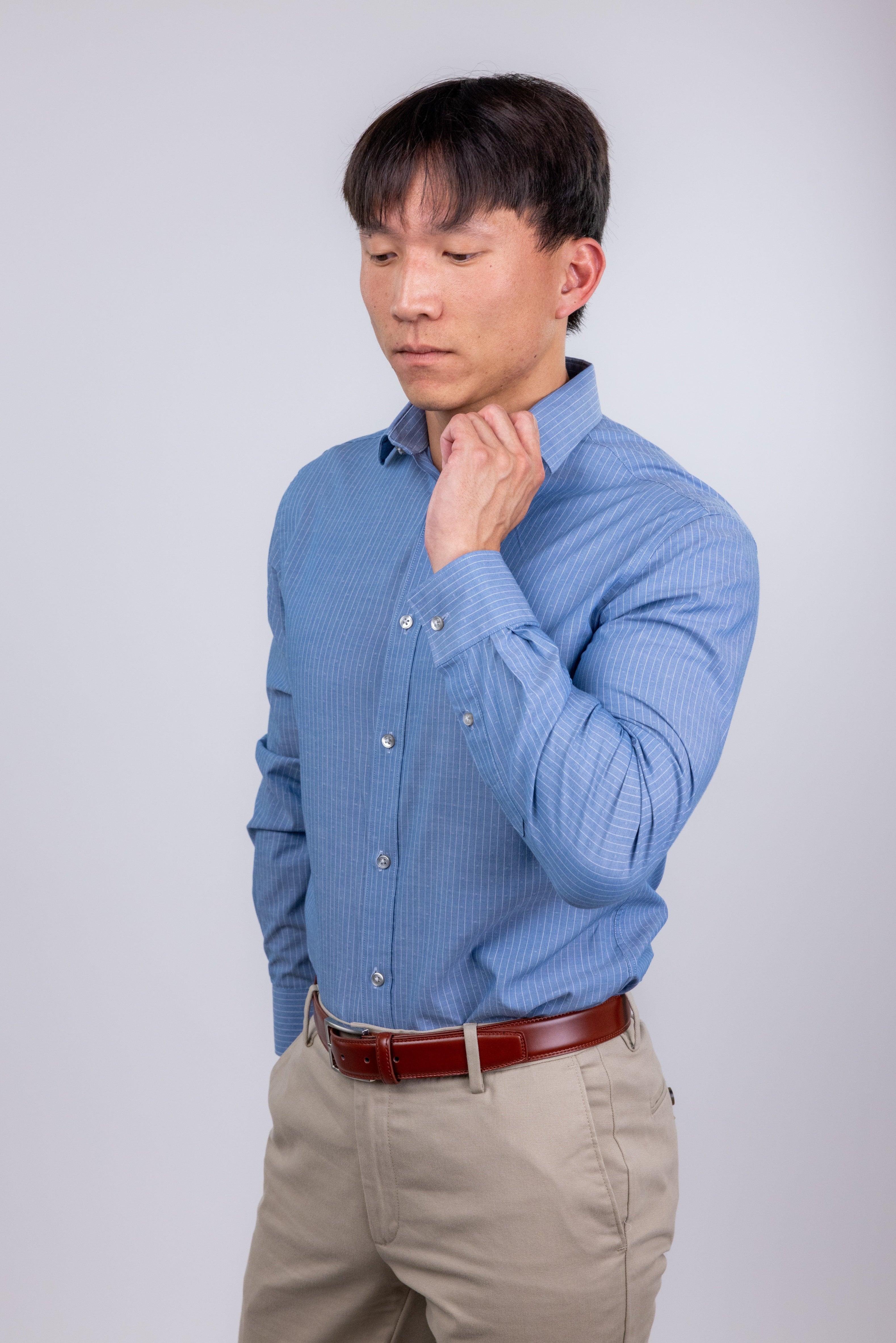 Poshmark,William Rast, William Rast Slim Fit Blue Dobby Button-up Shirt, Blue, Small-38-TagS