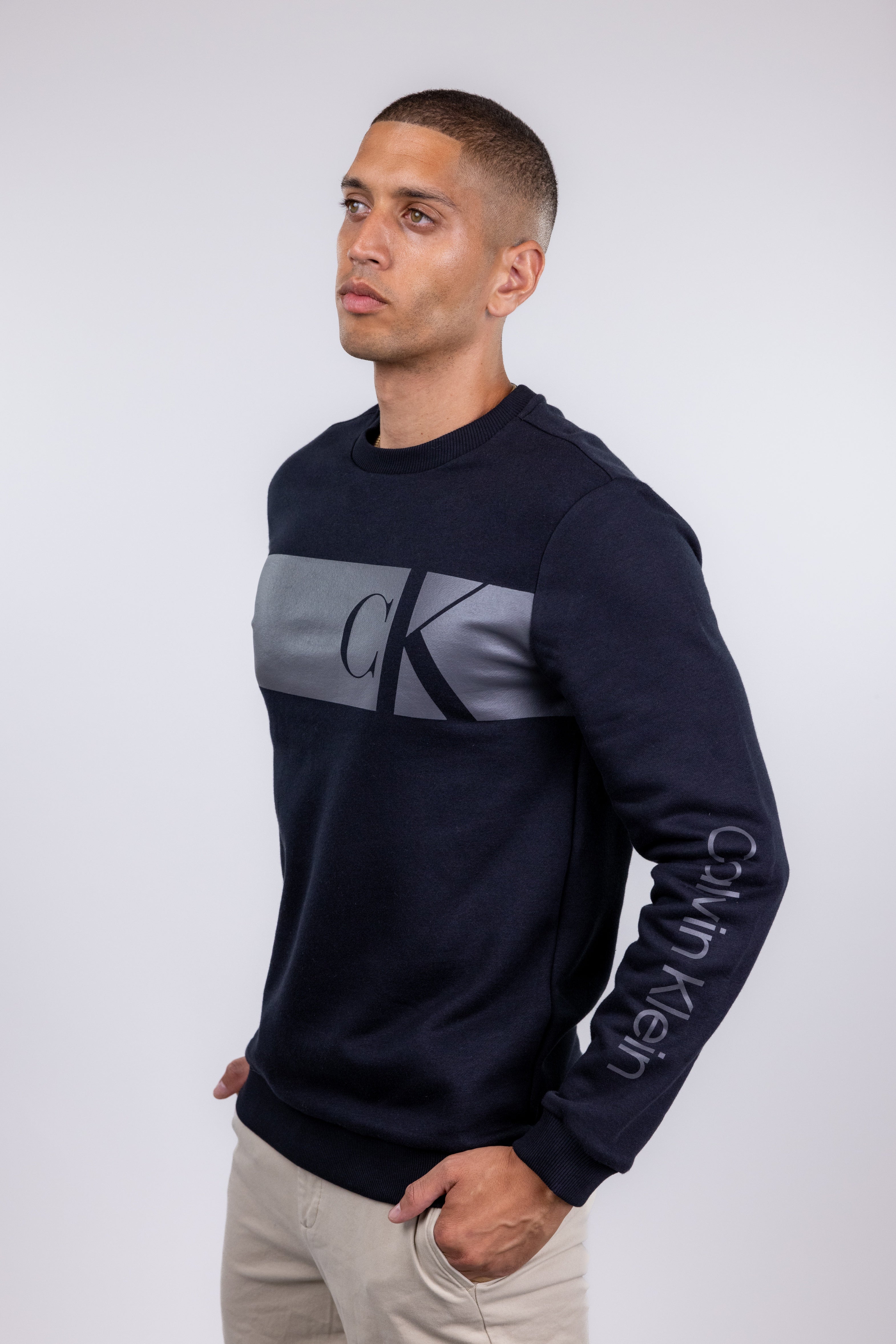 ,Calvin Klein, Calvin Klein Black Monogram Logo Long Sleeve Pullover, Black, Medium-42-TagM