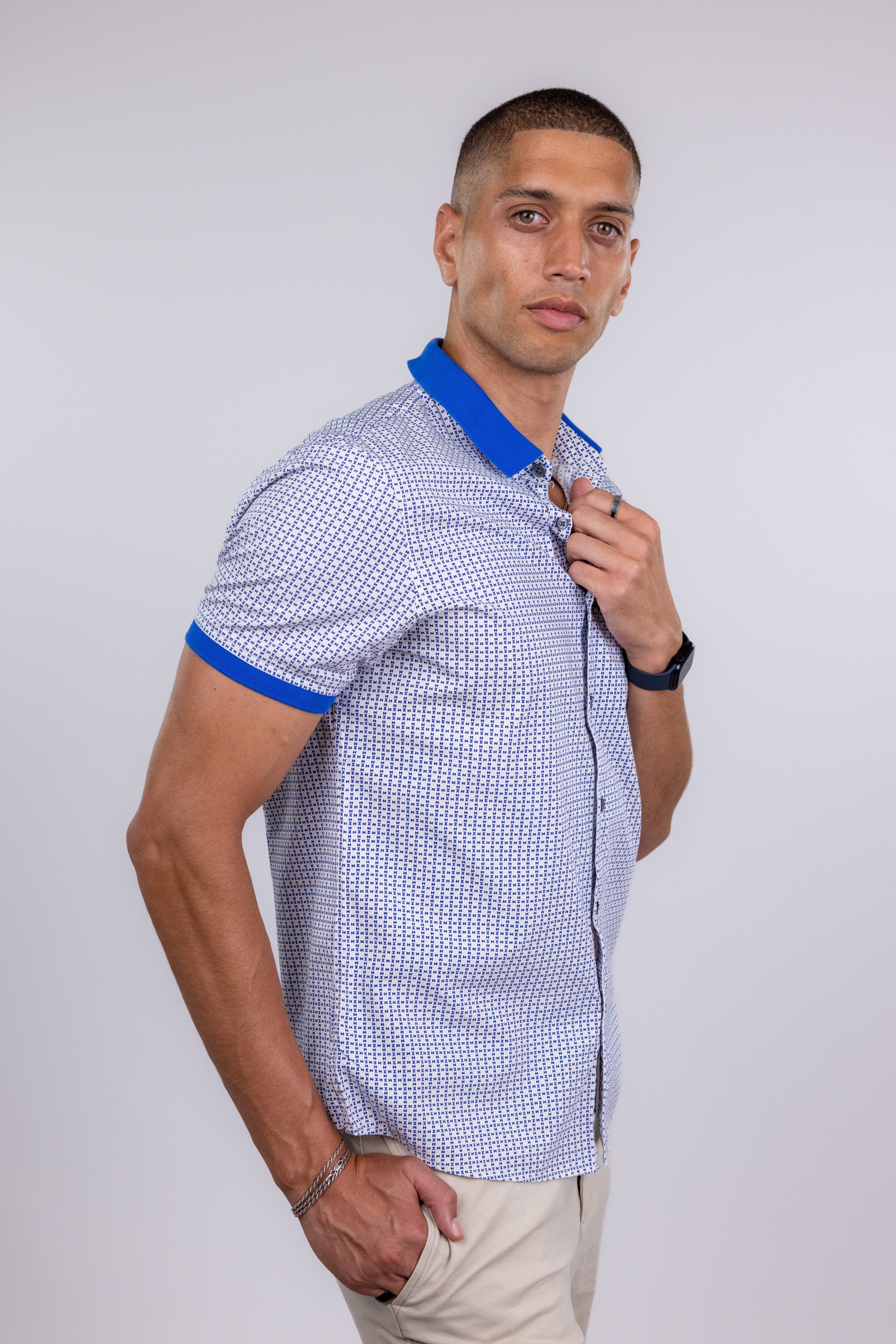 The RealReal,Michael Kors, Michael Kors Blue Print Short Sleeve Button Up Shirt, Blue, Medium-42-TagM