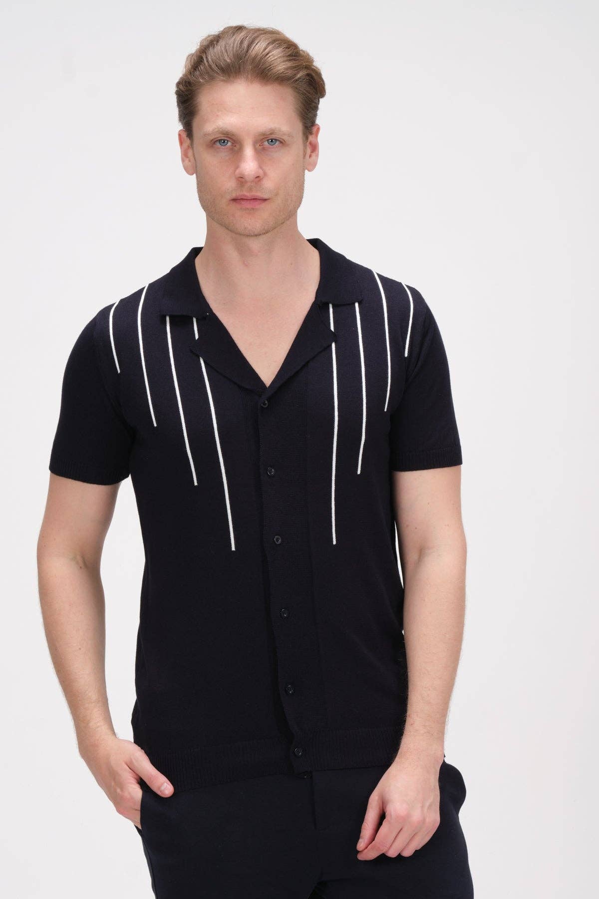 Faire,RNT 23, RNT 23 Black Camp Collar With White Line Detail Short Sleeve Knit Button Up, Black, Medium-41-TagXL