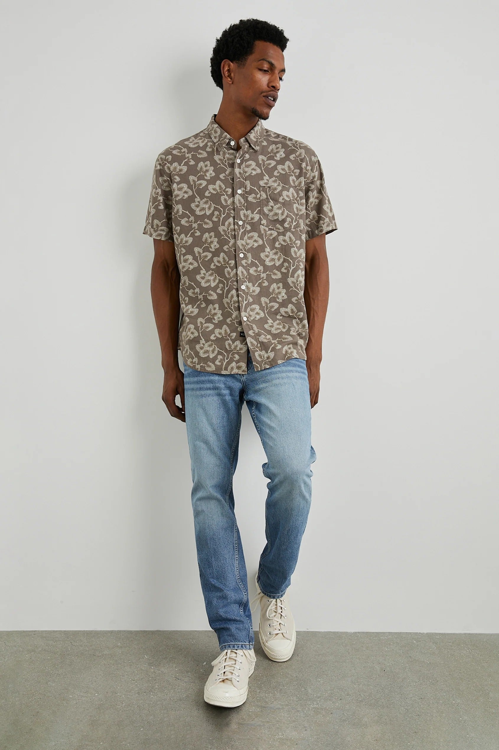 Wholesale,Rails, Rails Brown Japanese Maple Leaf Print Short Sleeve Button Up Shirt, Brown, Extra Large-50-TagXLMedium-45-TagMSmall-42-TagSLarge-47-TagL