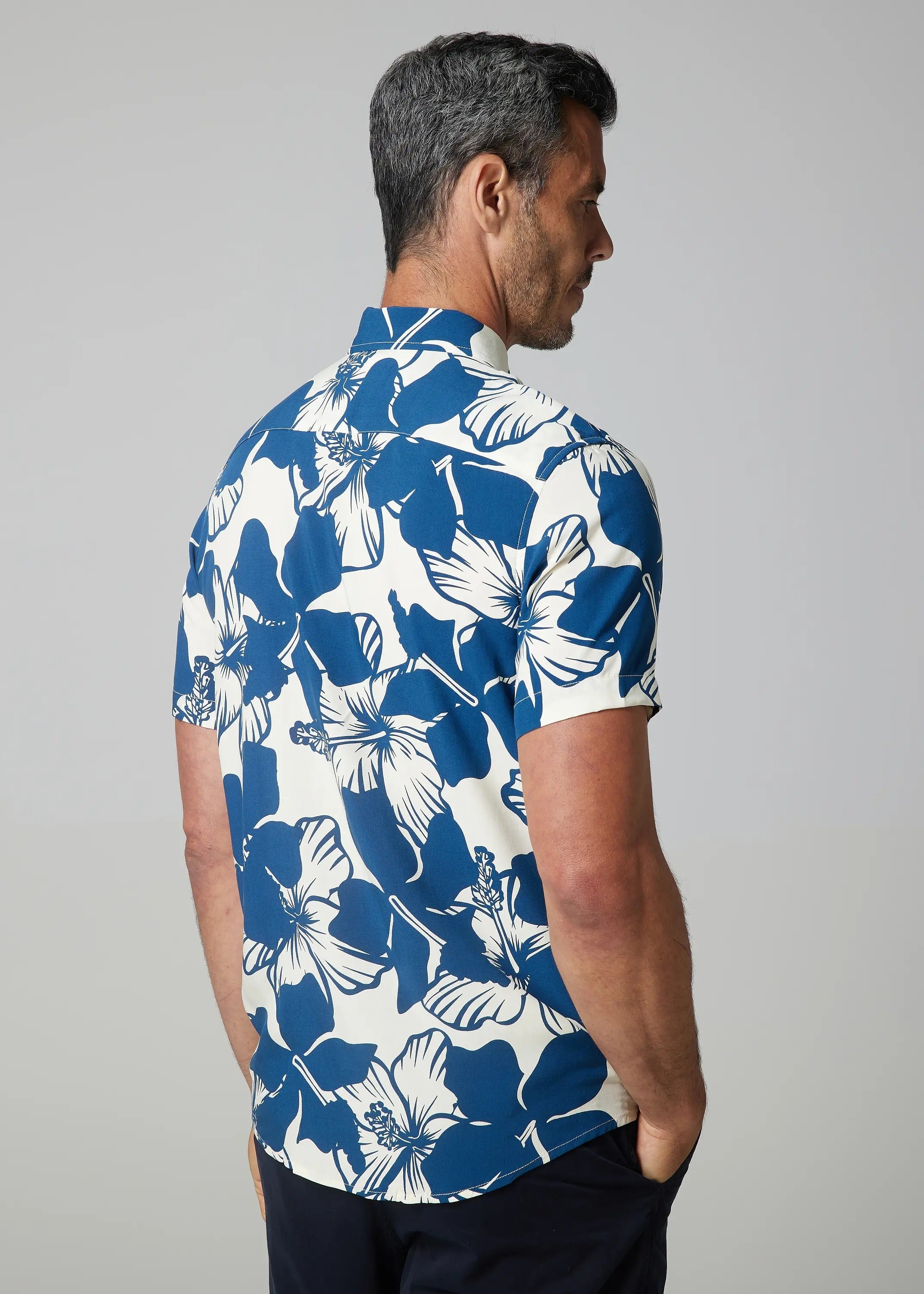 Faire,Julian & Mark, Julian & Mark Blue Hawaiian Print Short Sleeve Button Up Shirt, Blue, Medium-44-TagM