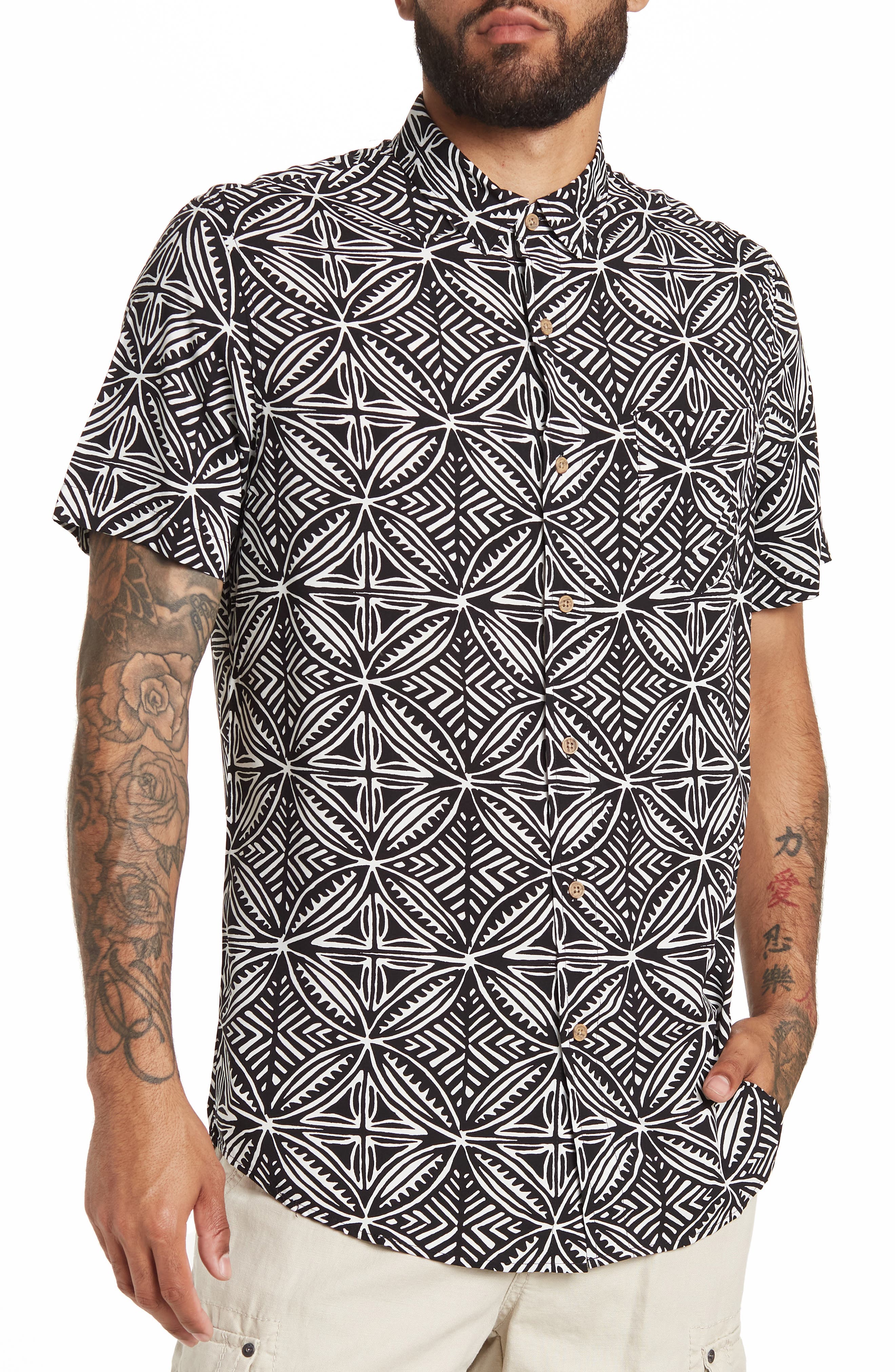 Nordstrom Rack,Union, Union Black Geometric Short Sleeve Button Up Shirt, Black, Small-40-TagS